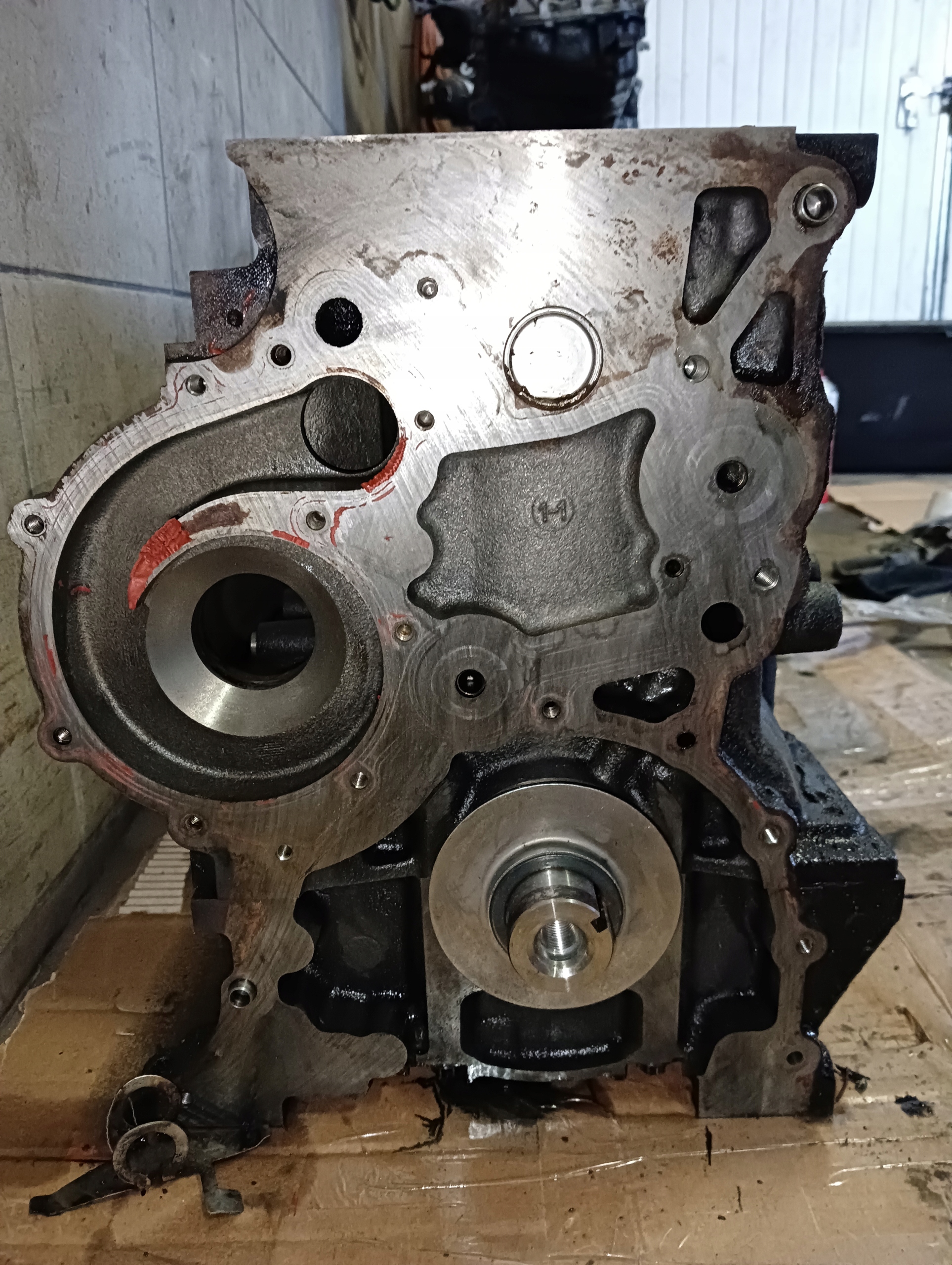 BLOK SILNIKA RENAULT 2.5 DCI |G9UB630 Producent części Renault OE