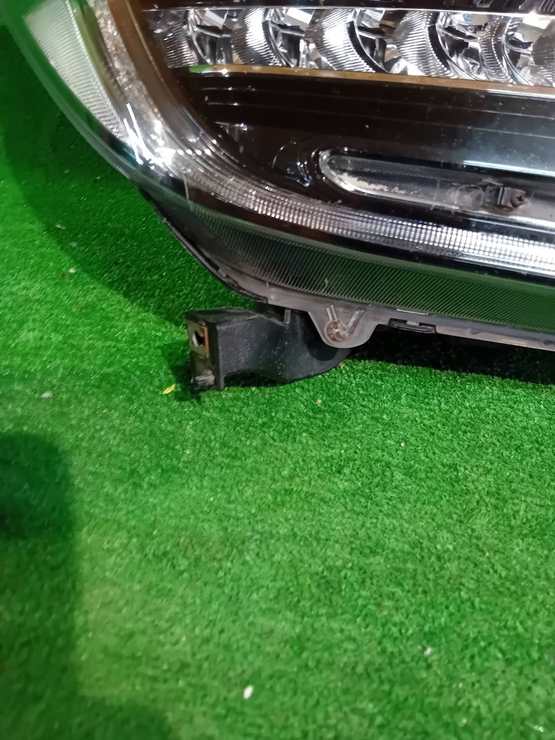 REFLEKTOR right front HONDA CR-V V FULL LED 18