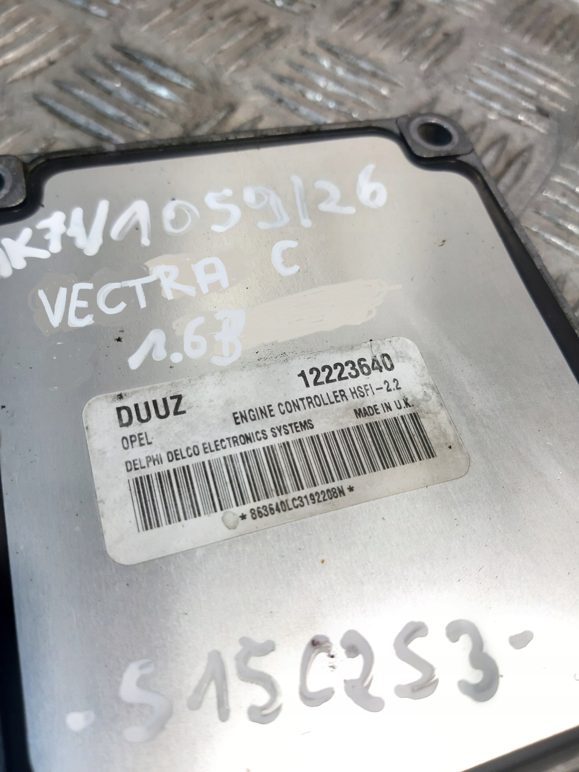 unité de commande électronique uce moteur DUUZ 12223640 OPEL VECTRA C 1.6B