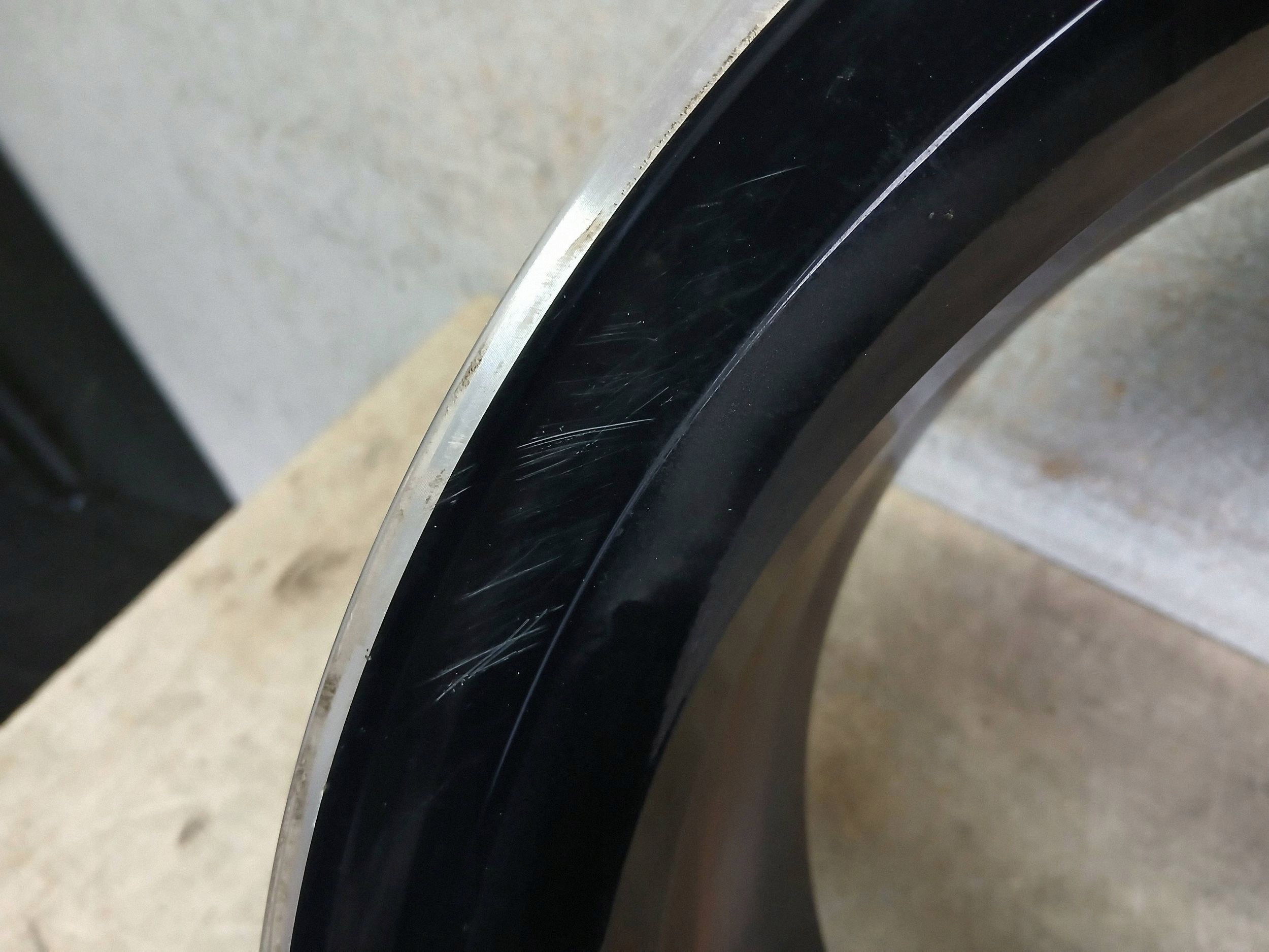disc 18 front Mercedes-Benz E W213 A2134011900