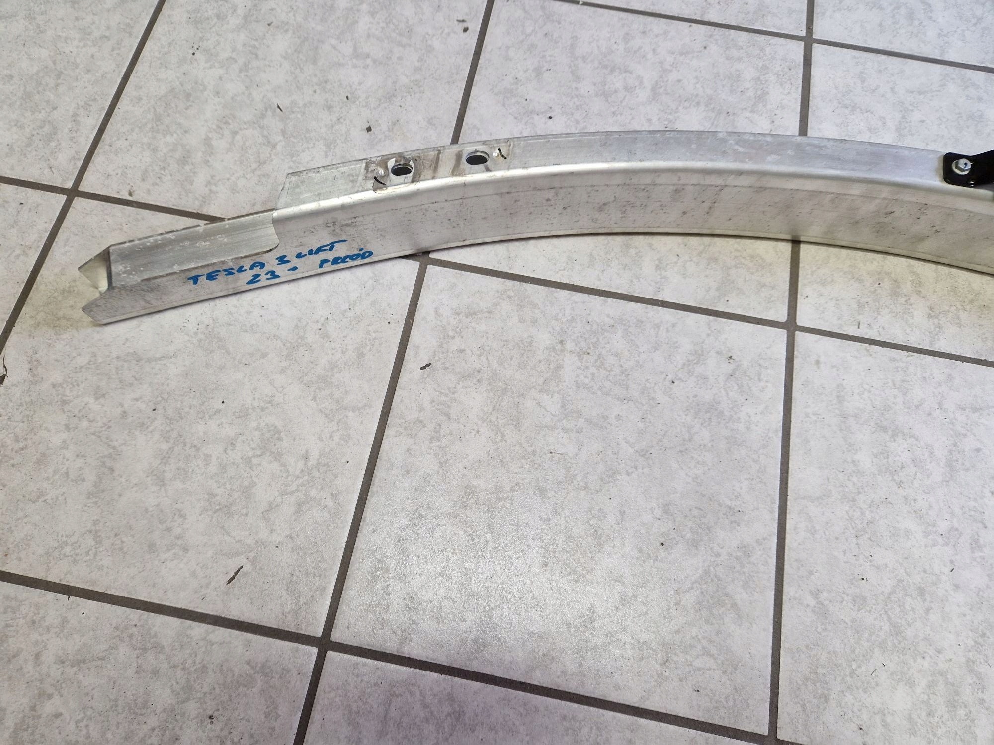 bumper support front TESLA MODEL 3 LIFT 2023R->