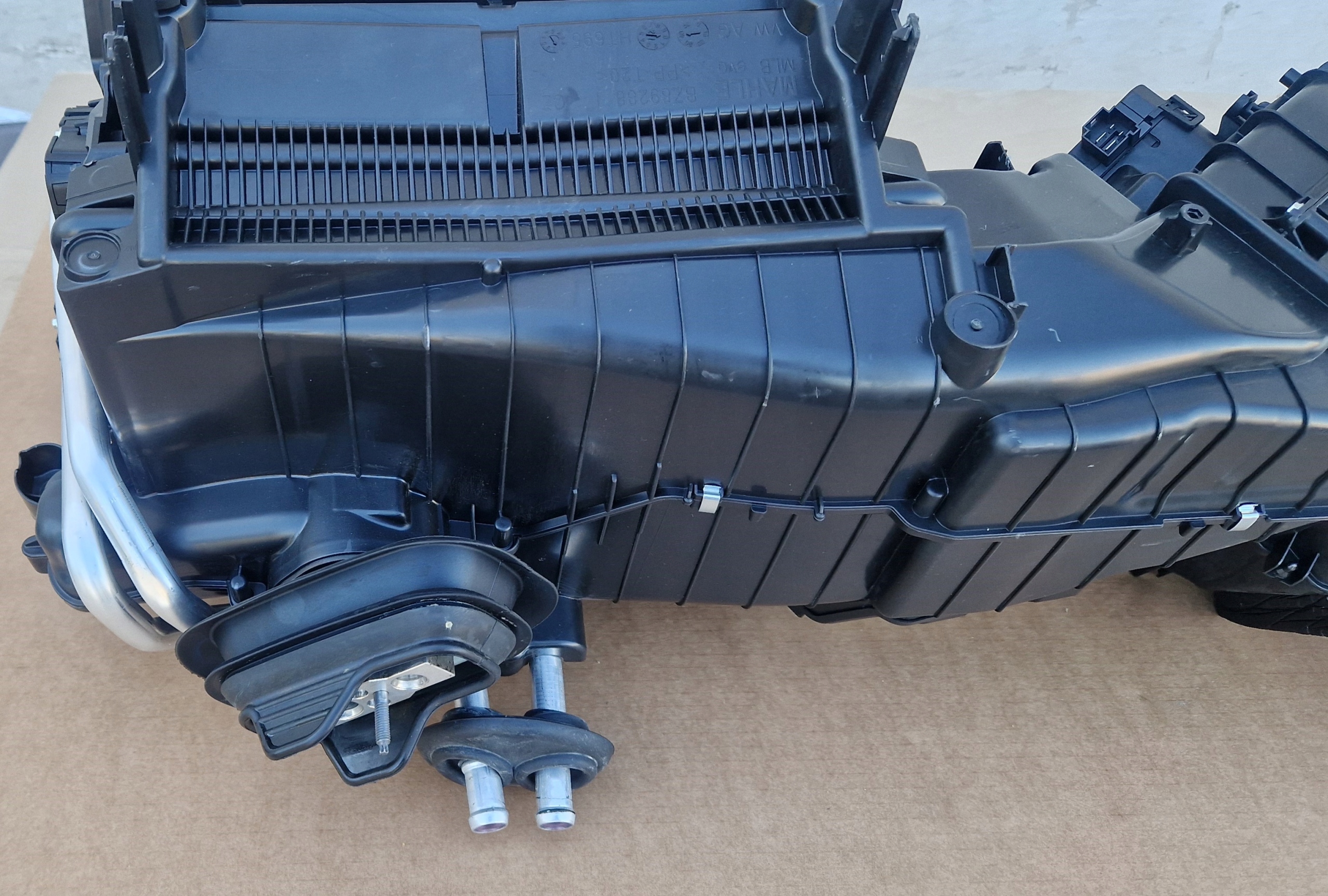 Bloc de chauffage complet AUDI A4 B9 LIFT A5 8W1820005BA Original Comme Neuf