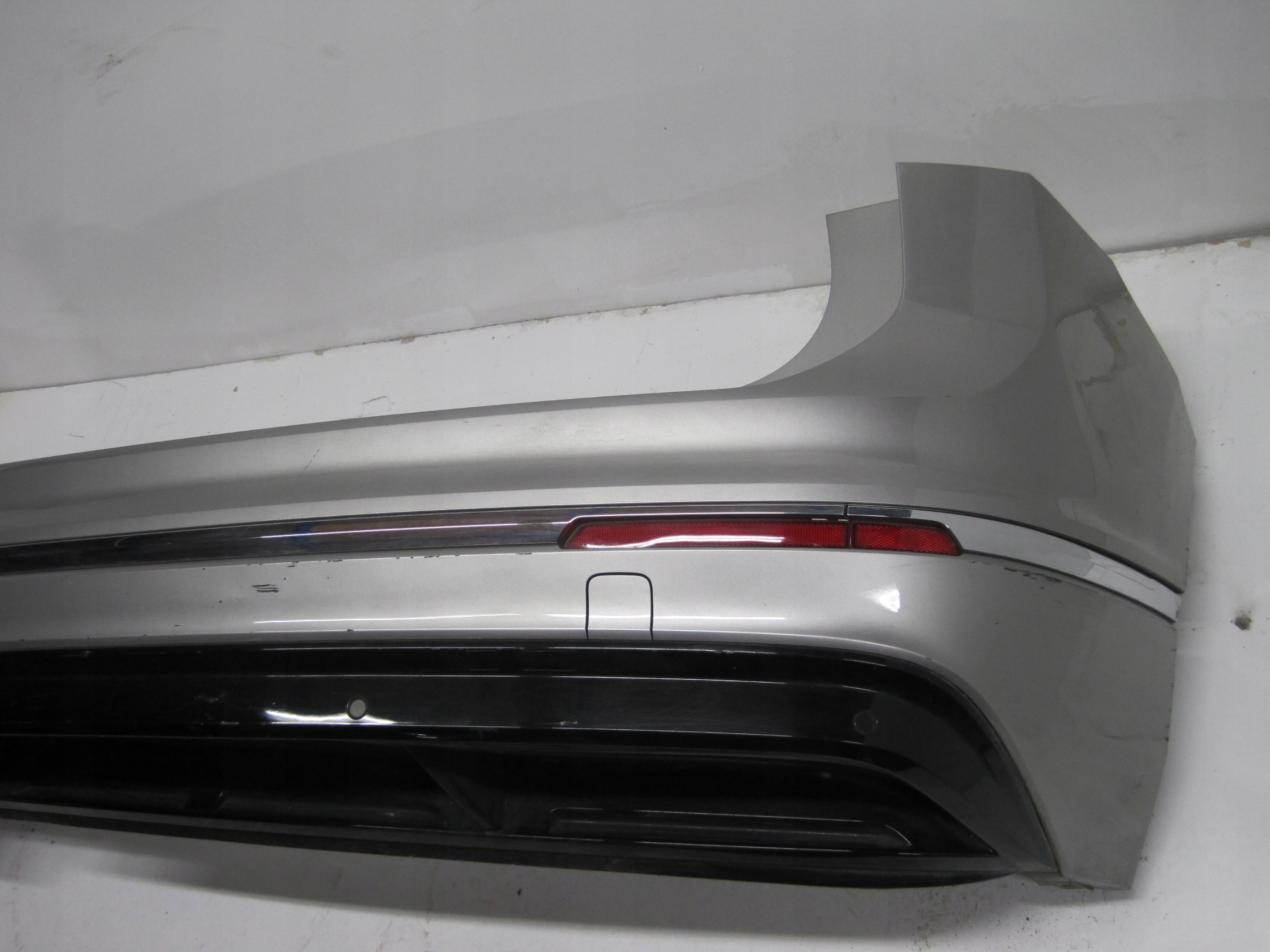 bumper VW TIGUAN 5NA R-LINE 4 PDC rear part rear