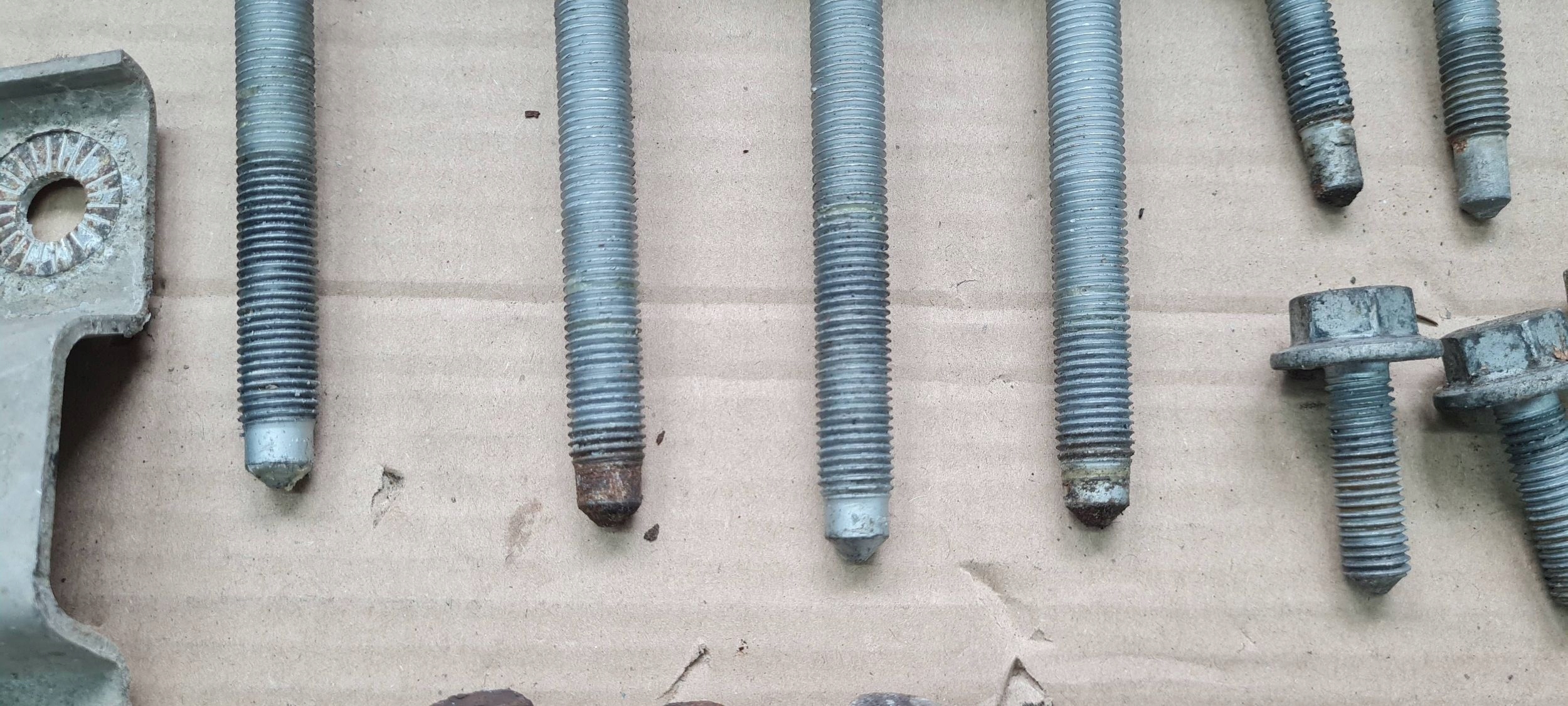 A6 C6 LIFT screw screws SANEK KOLYSKI siders springing front KOMPLET