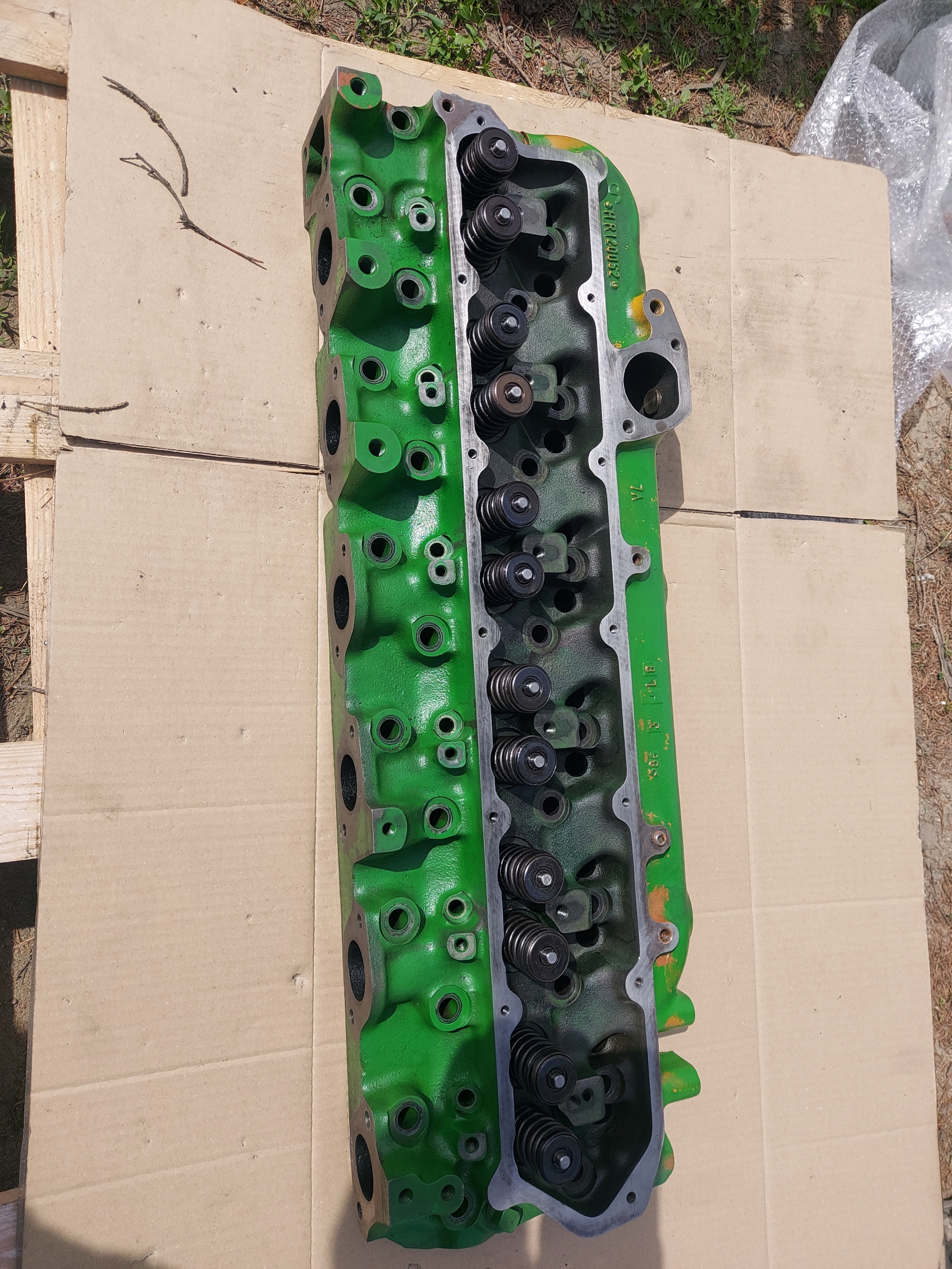 GŁOWICA SILNIKA SZCZELNA R120052 JOHN DEERE 9600 6200 7400 7600