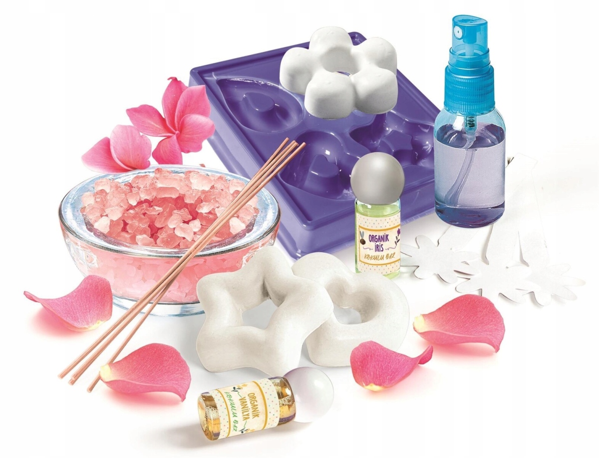 PACHNĄCE ESENCJE CLEMENTONI STWÓRZ PERFUMY OZDOBY Wiek dziecka 8 lat +