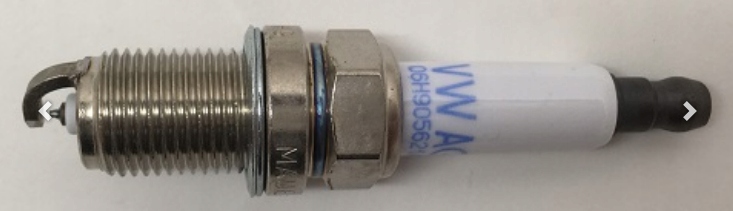 ASO VW ZESTAW ŚWIEC ZAPŁONOWYCH 06H905621A 4szt.