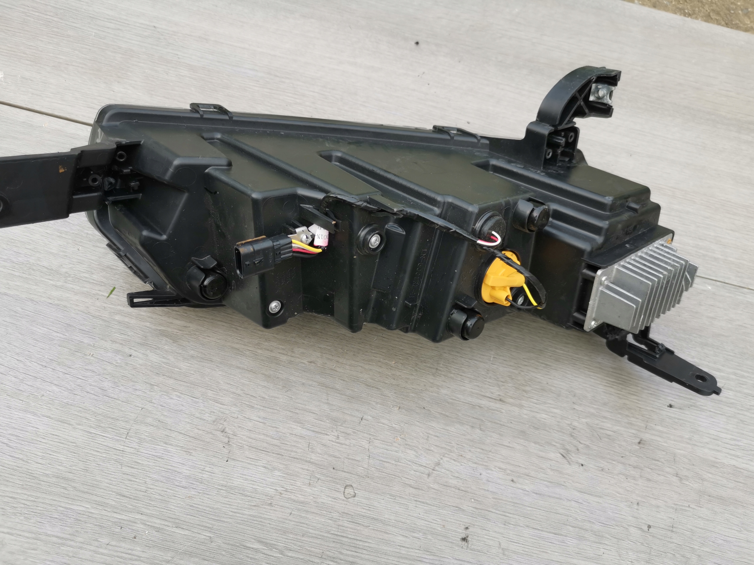 light front left DACIA SPRING 21- 266052417R