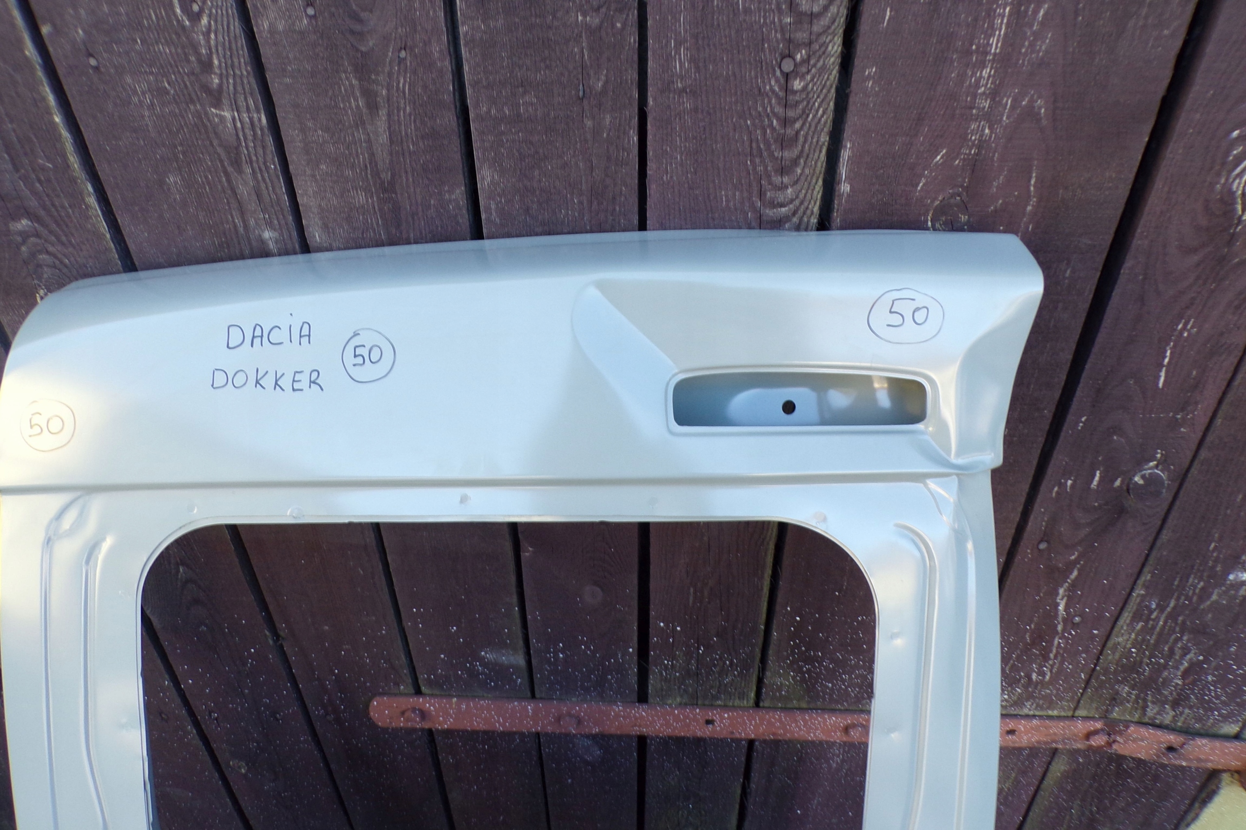 DRZWI LEWY TYŁ DACIA DOKKER ORYGINAŁ Producent części Dacia OE