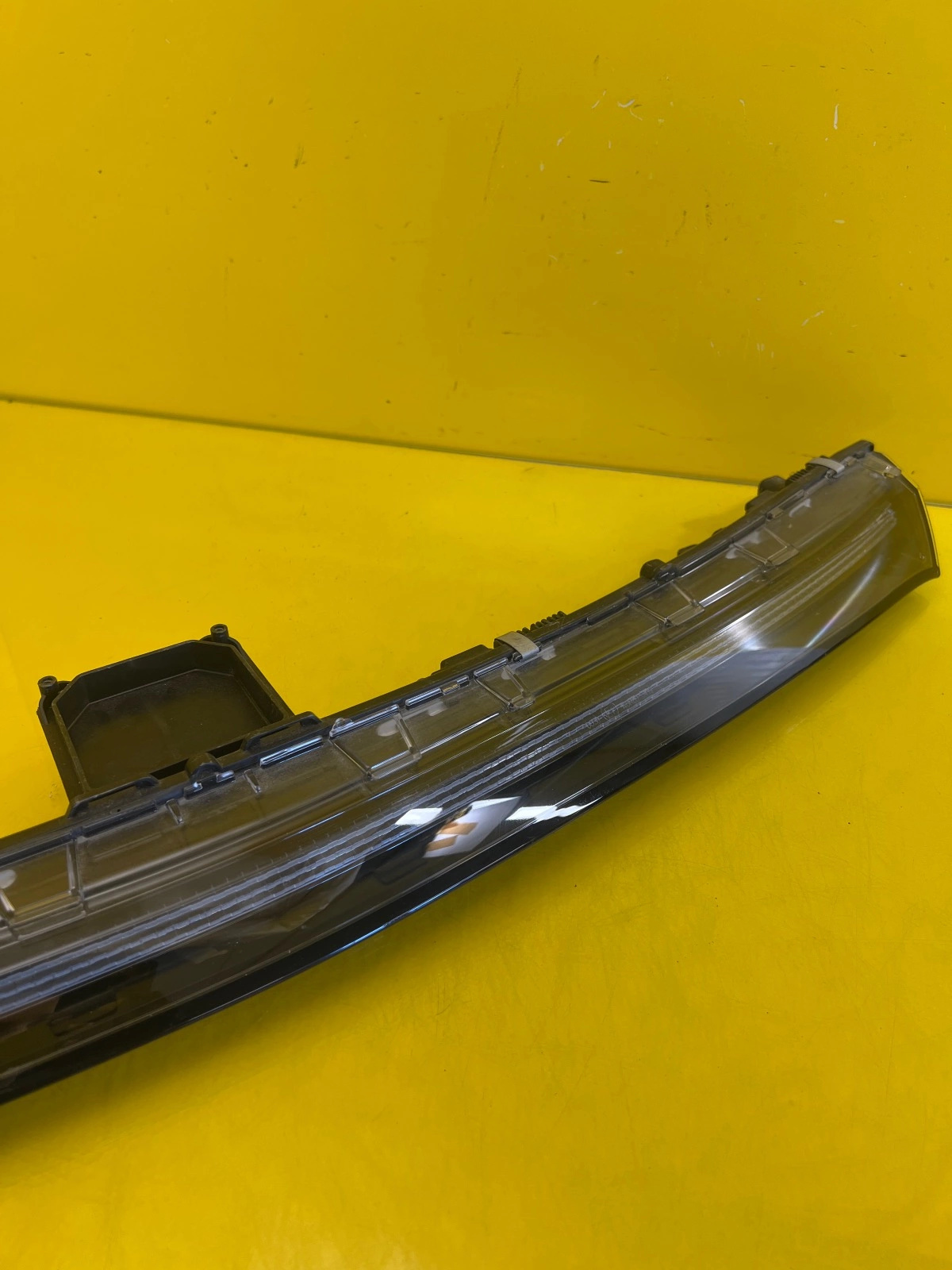 Mercedes EQS W297 cap front Led A2979064603