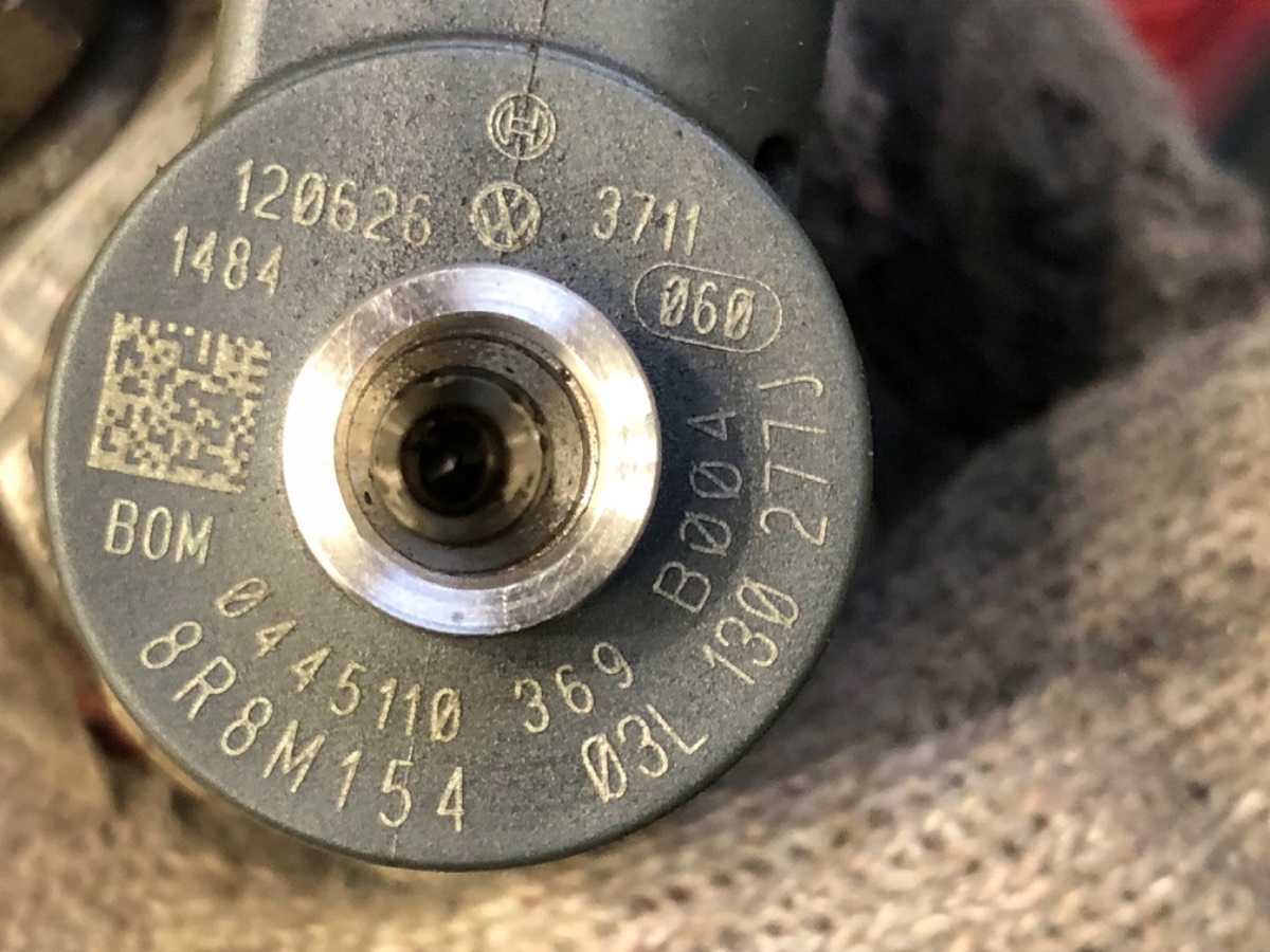 WTRYSKIWACZE KOMPLET AUDI A6 C7 03L130277J 2.0 177KM 10-18 WTRYSKI Jakość części (zgodnie z GVO) O - oryginał z logo producenta pojazdu (OE)