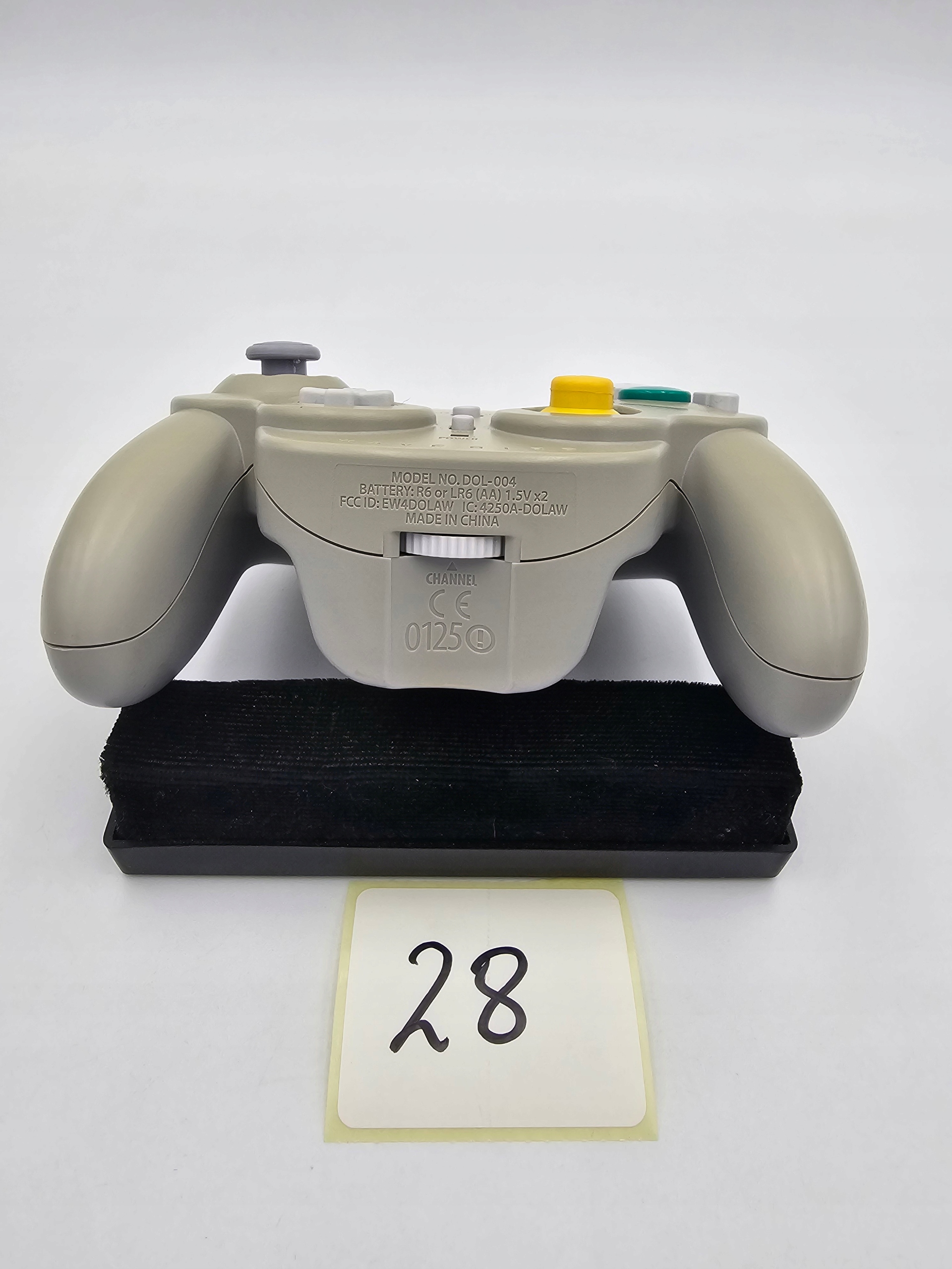 ORYGINALNY PAD GAMECUBE BEZPRZEWODOWY WAVEBIRD Typ pad