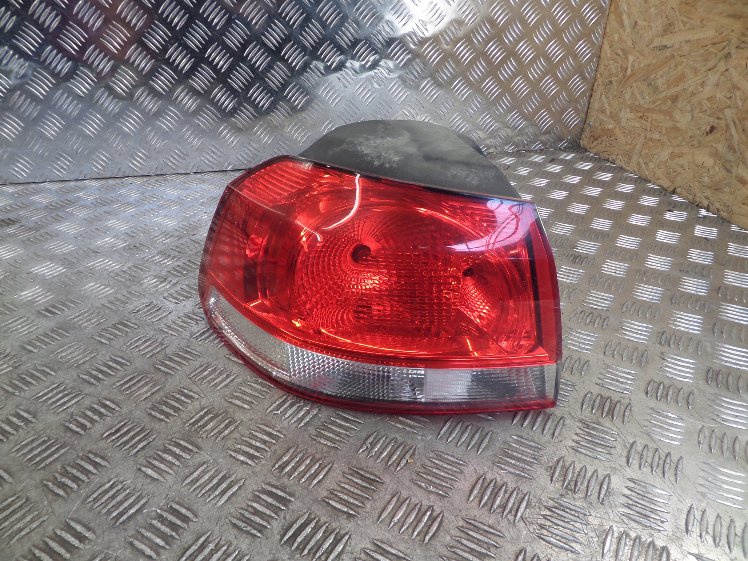 VW GOLF 6 VI 08-13r HB light left rear part rear