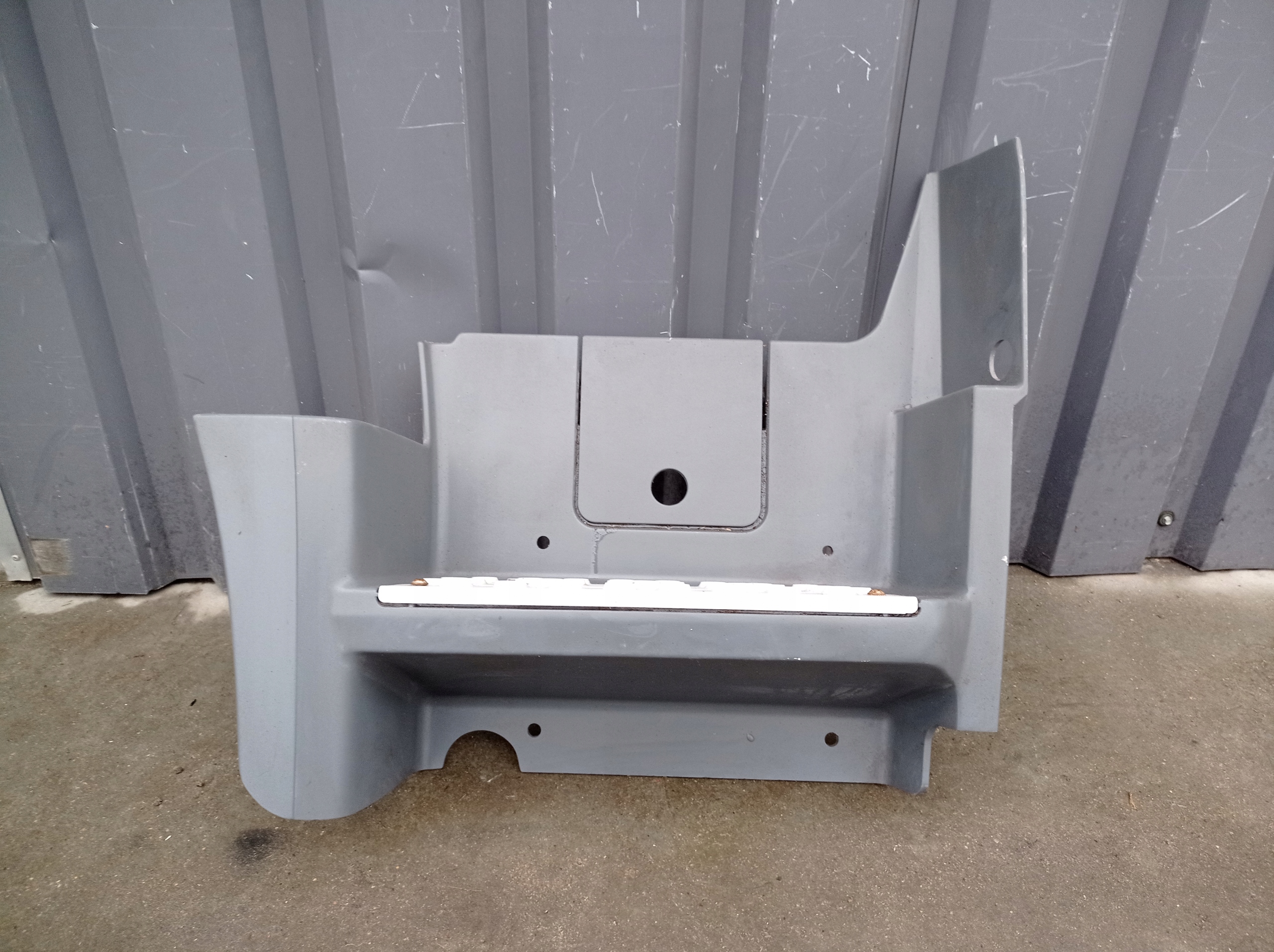 A99444 - права сходинка MERCEDES AXOR права сходинка ОРІГІНА