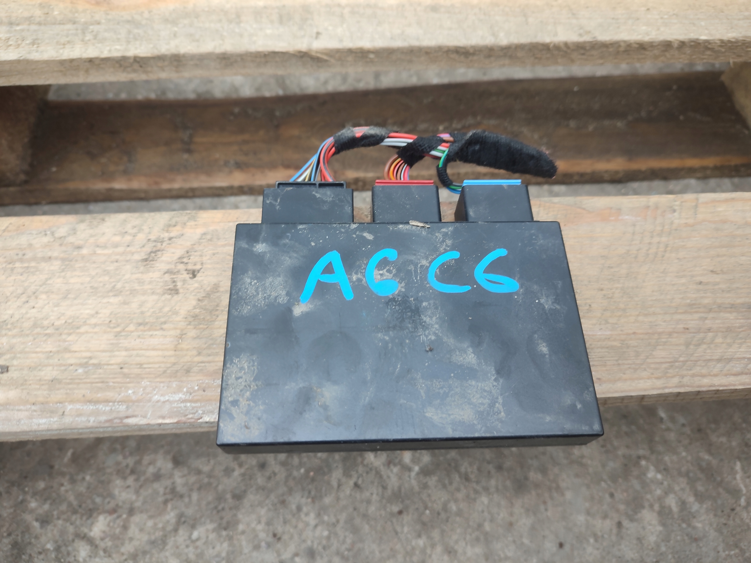 module control unit HAKA WTYCZKI AUDI A6 C6 4F0907383D