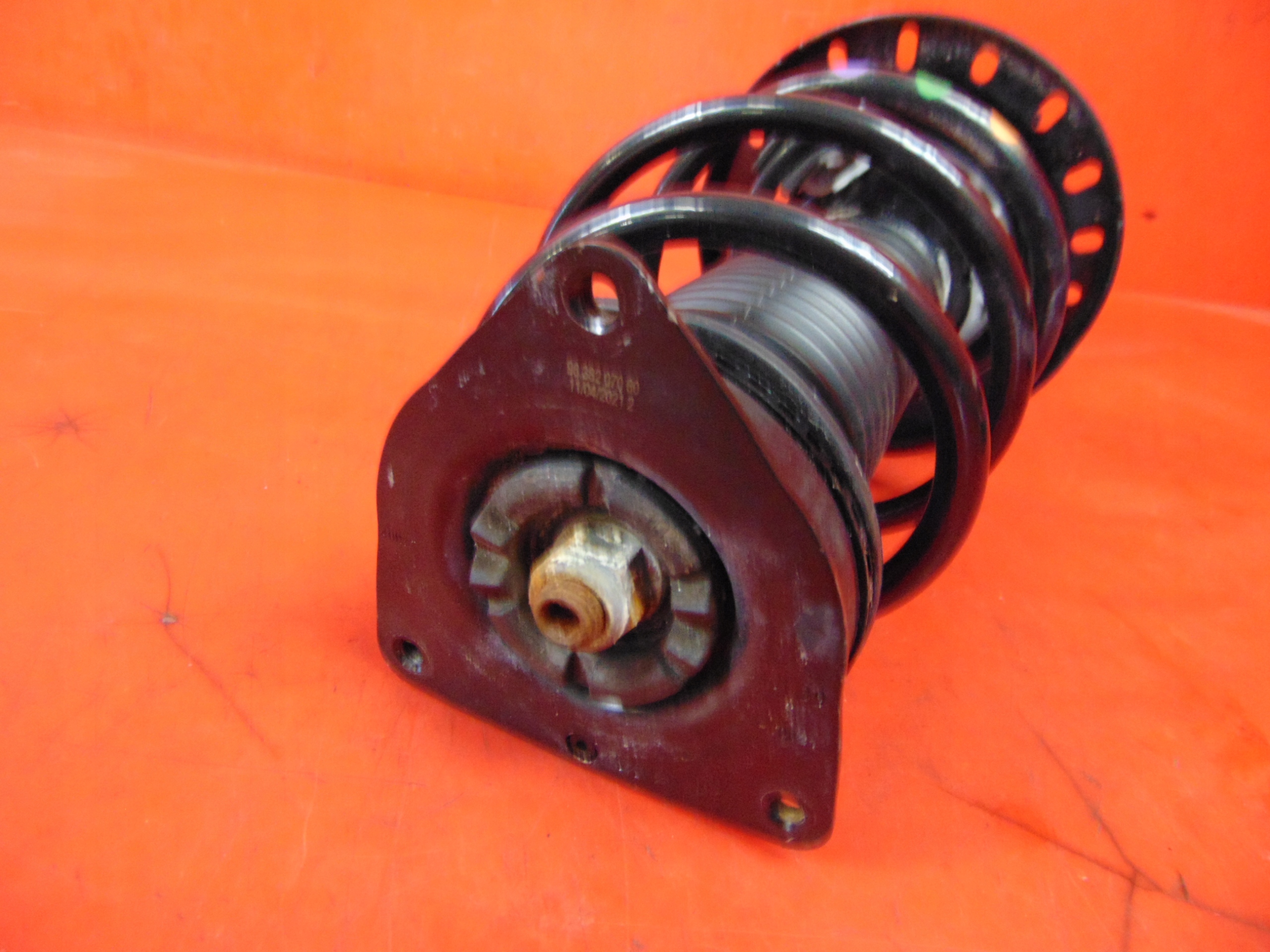 PEUGEOT 208 II shock absorber McPherson left front