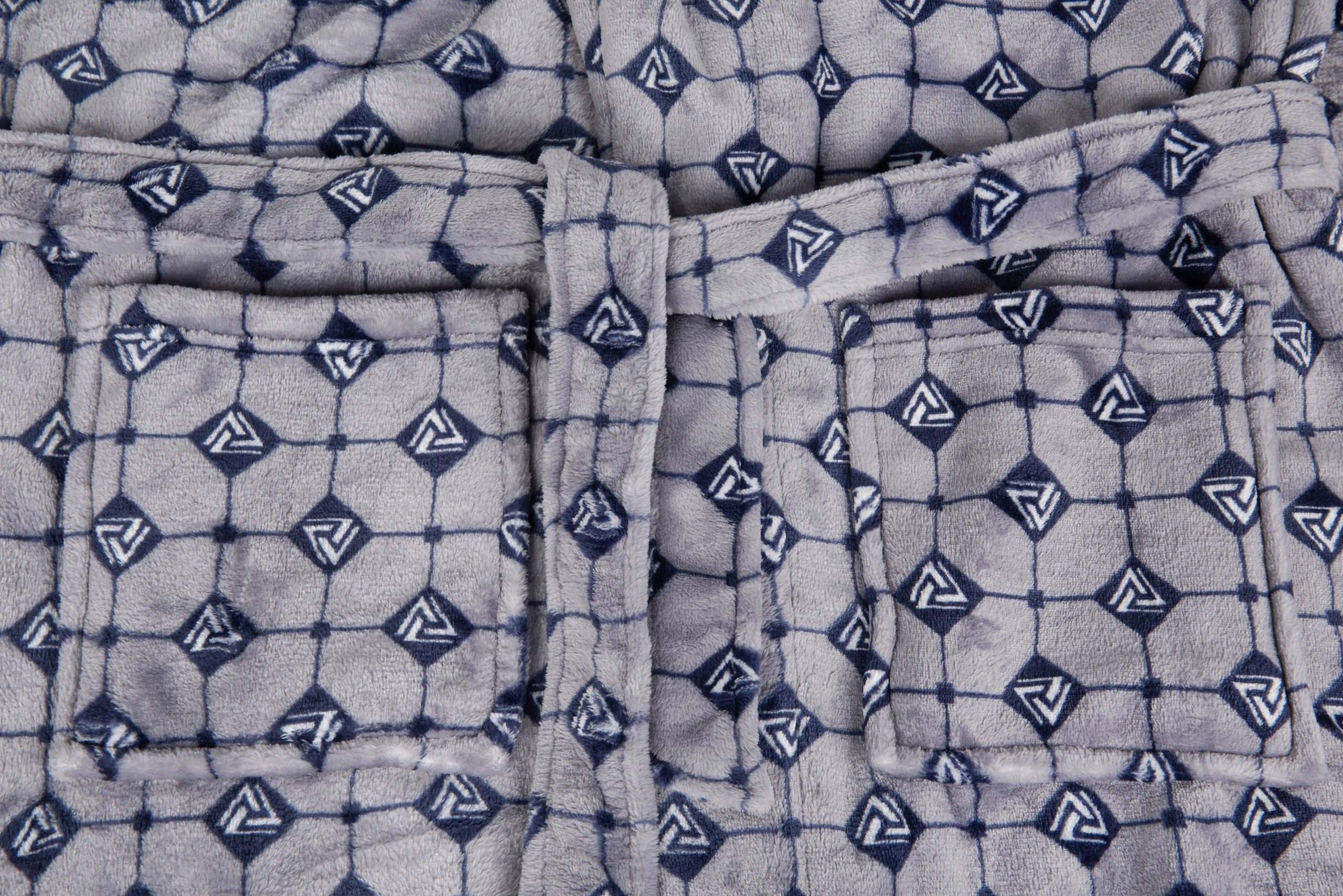 SZLAFROK MĘSKI CIEPŁY SZARY GRUBY MIĘSISTY WE WZORY ROZ.L A150 Marka Formax