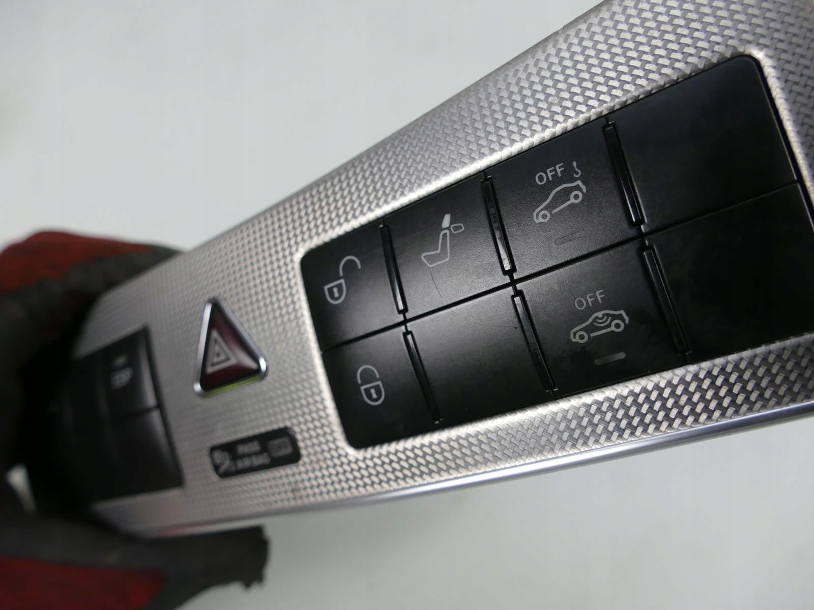 MERCEDES W209 C209 LIFT PANEL PRZYCISKOW Warnblickschalter