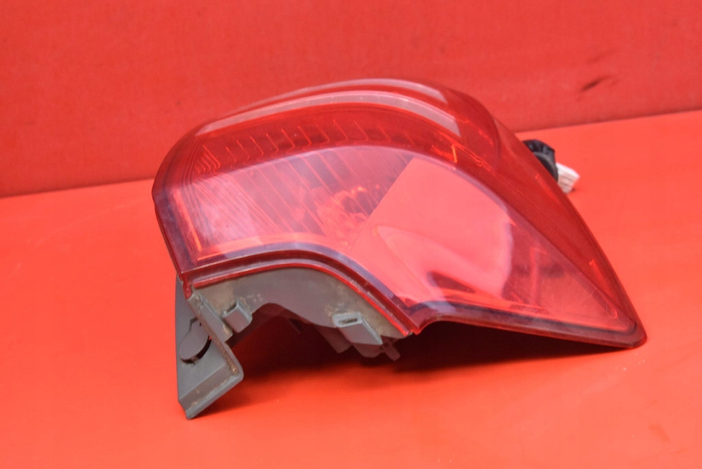 light left rear part rear 92401-1H3 KIA CEED 1 and KOMBI 07-10