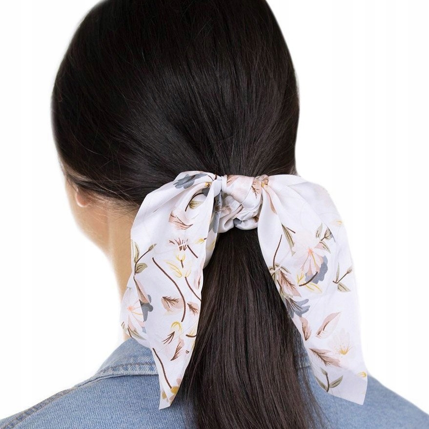

Gumka do włosów Apaszka kwiaty Biała scrunchies