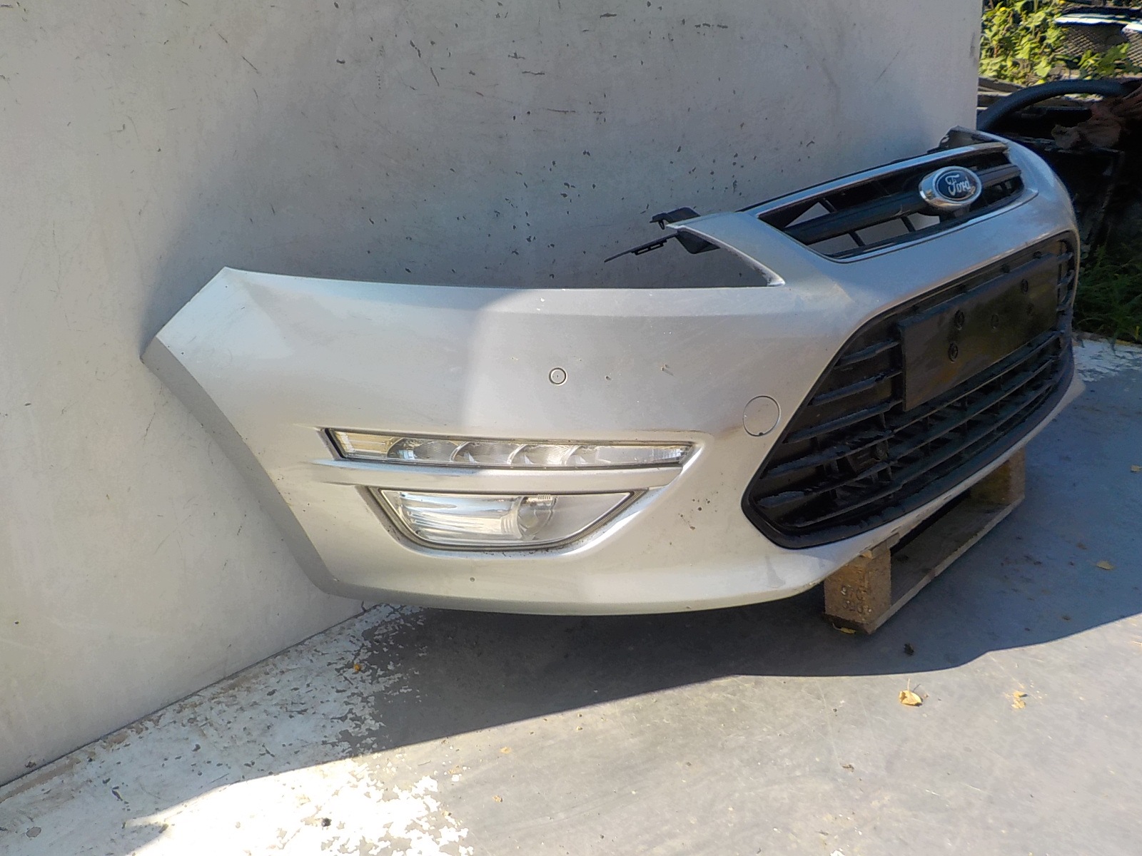 864 FORD MONDEO IV MK4 LIFT PDC bumper front front
