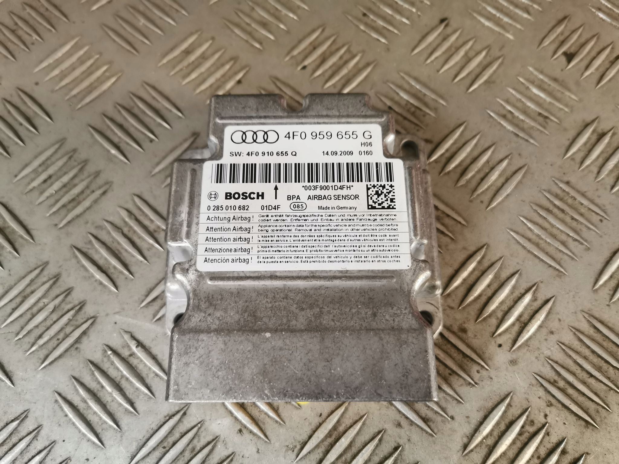 Датчик подушки безпеки AUDI A6 C6 OE 4F0959655G