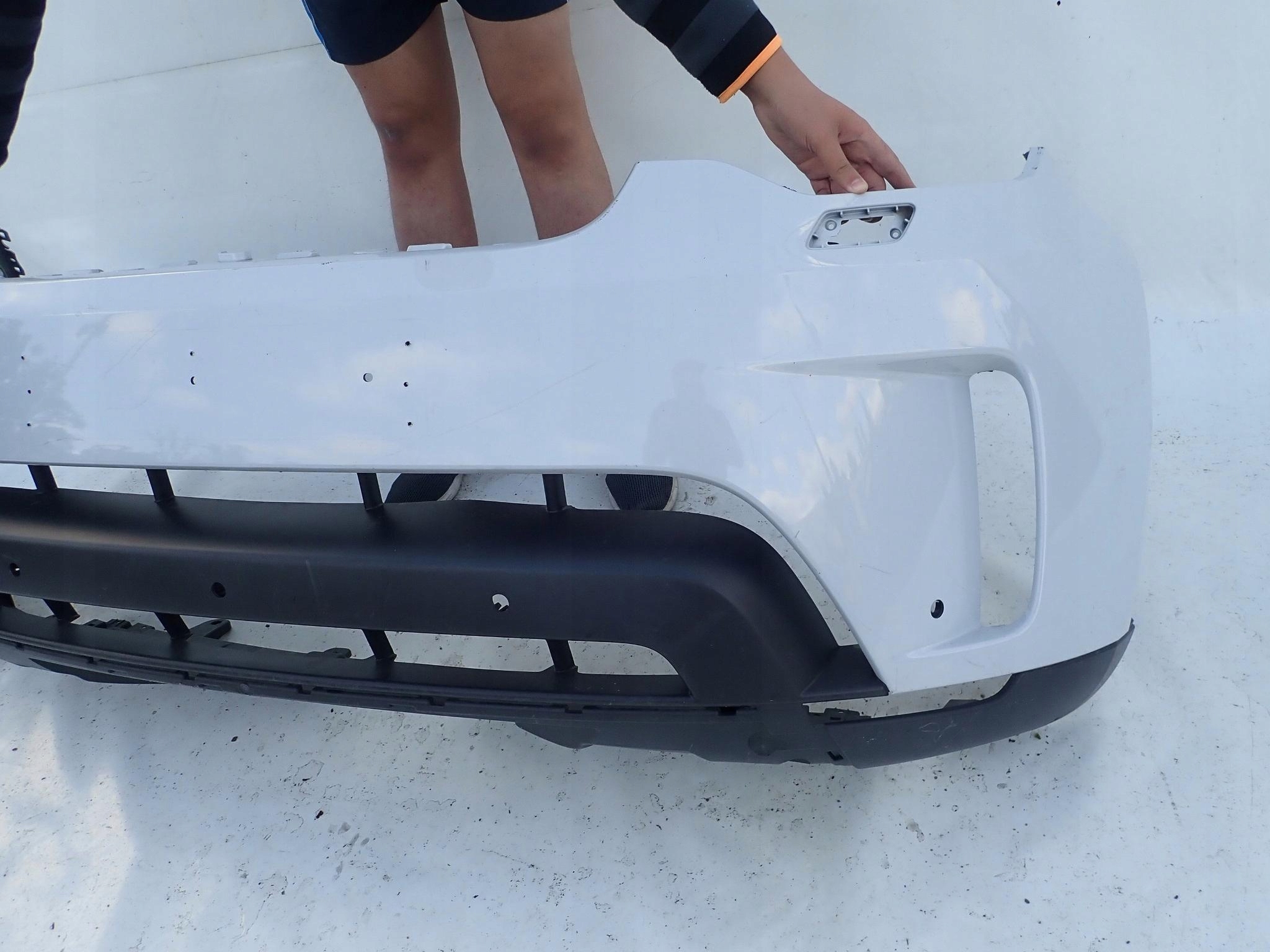LAND ROVER DISCOVERY IV 4 17-> bumper front