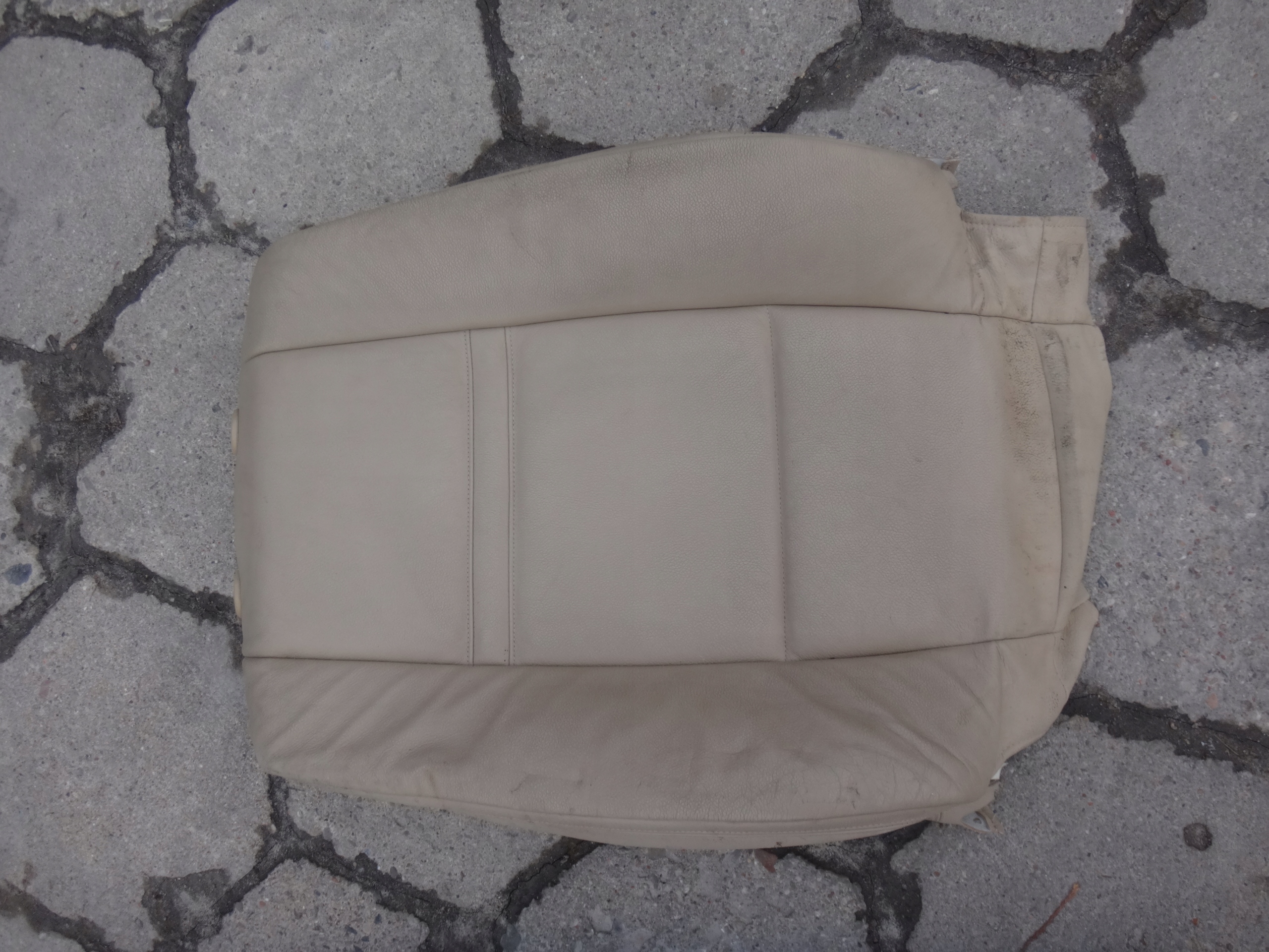 Оббивка сидіння грілка передня BMW X5 E70