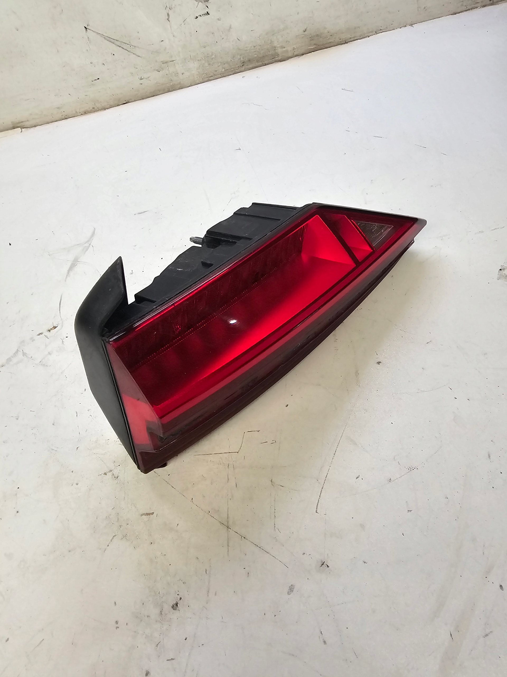 light right rear part to the bonnet AUDI A6 C8 4K5945076
