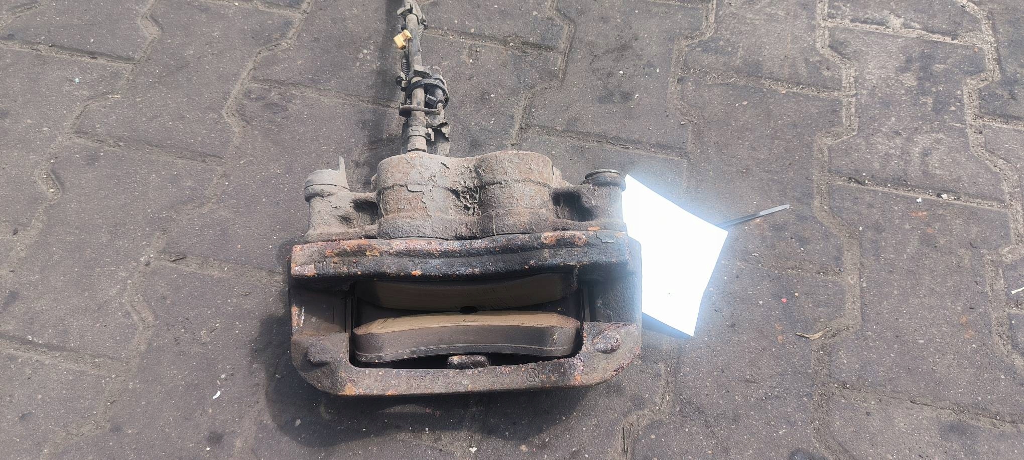 caliper brake rear part right 3.0 HPI IVECO COMPA