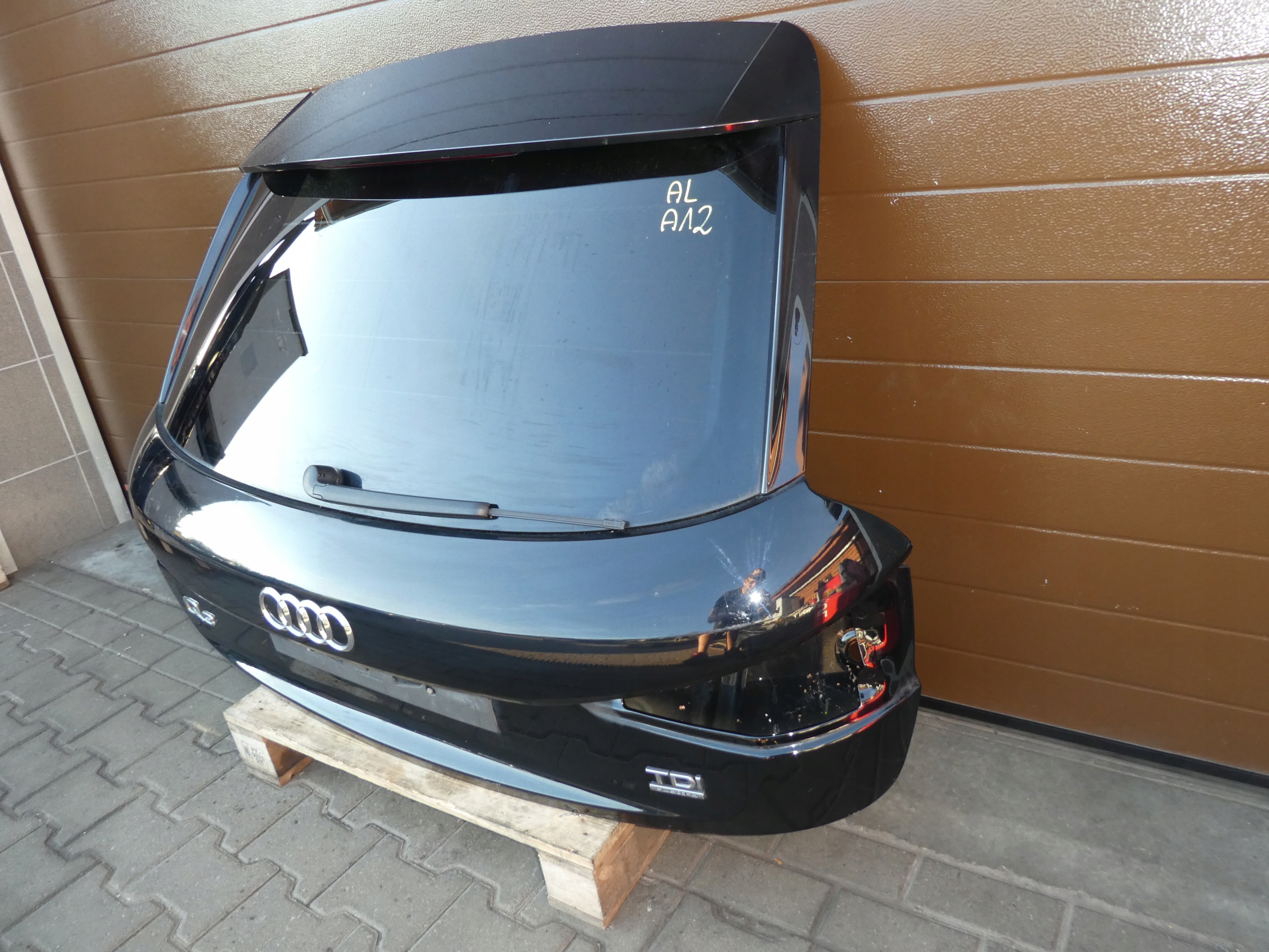 AUDI Q3 8U trunk door boot complete