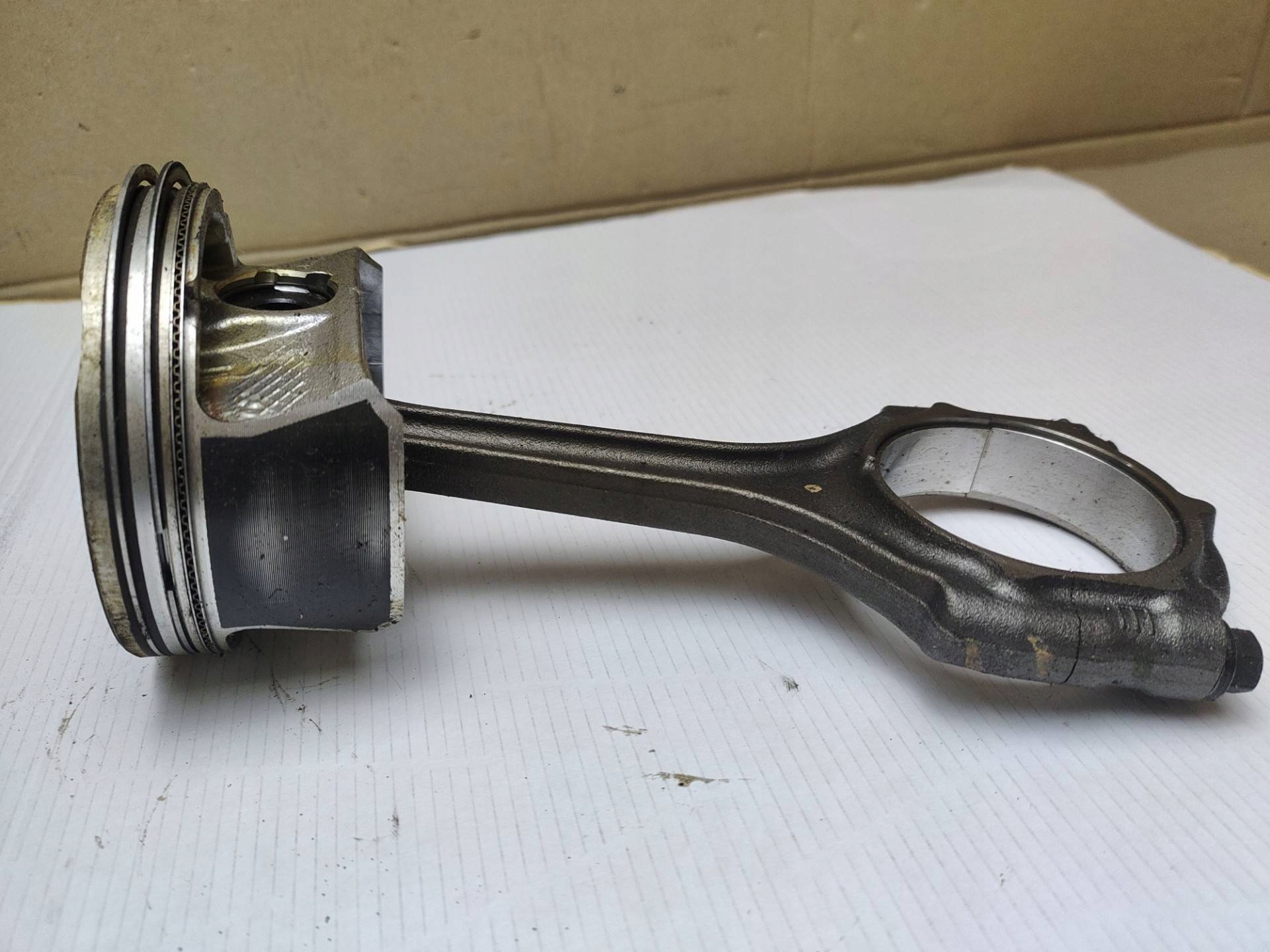 Piston avec bielle Chrysler Town and Country 5 facelift 2012