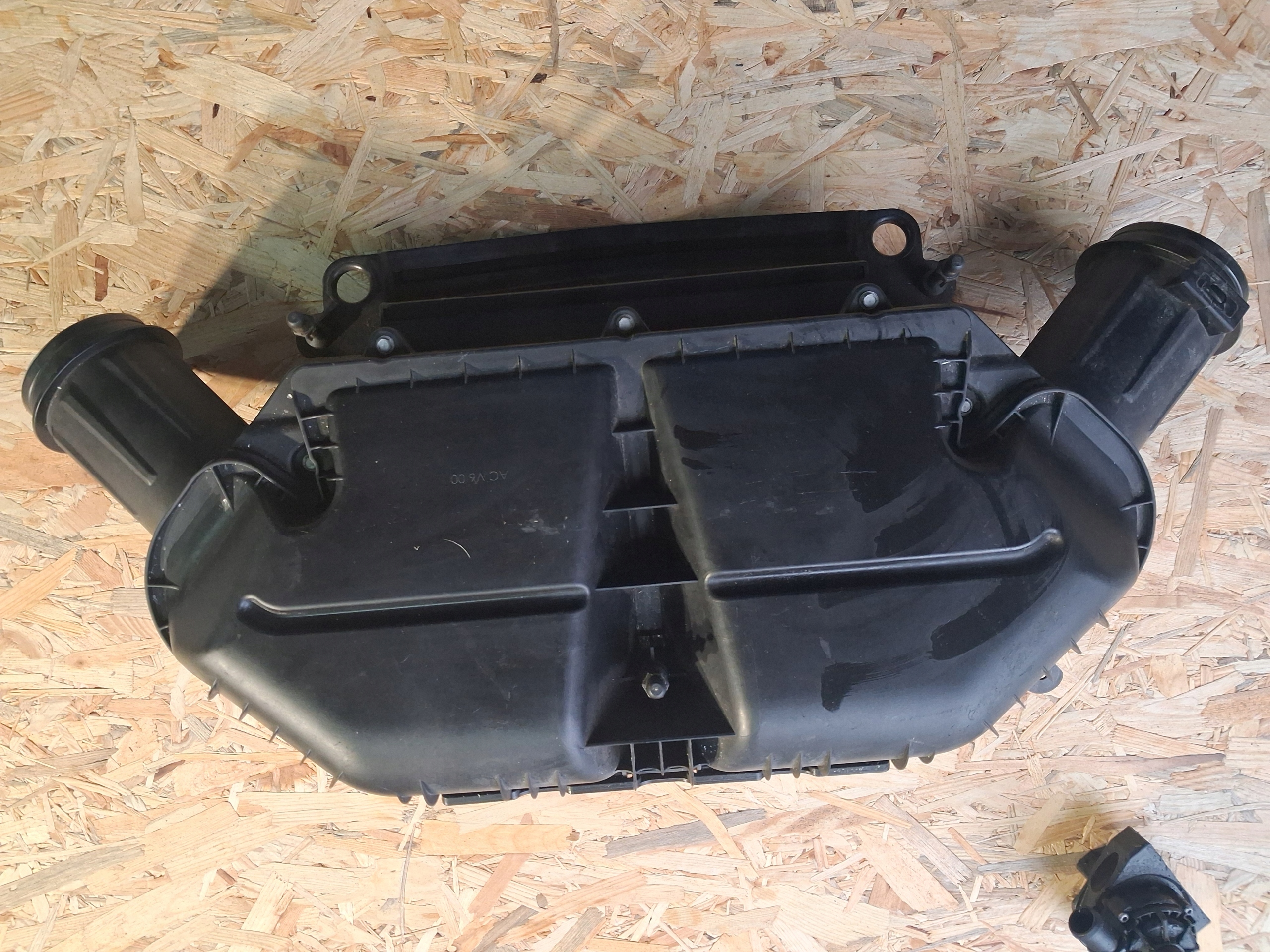 Gehäuse filter ALFA ROMEO STELVIO 2,9 QV 50548520