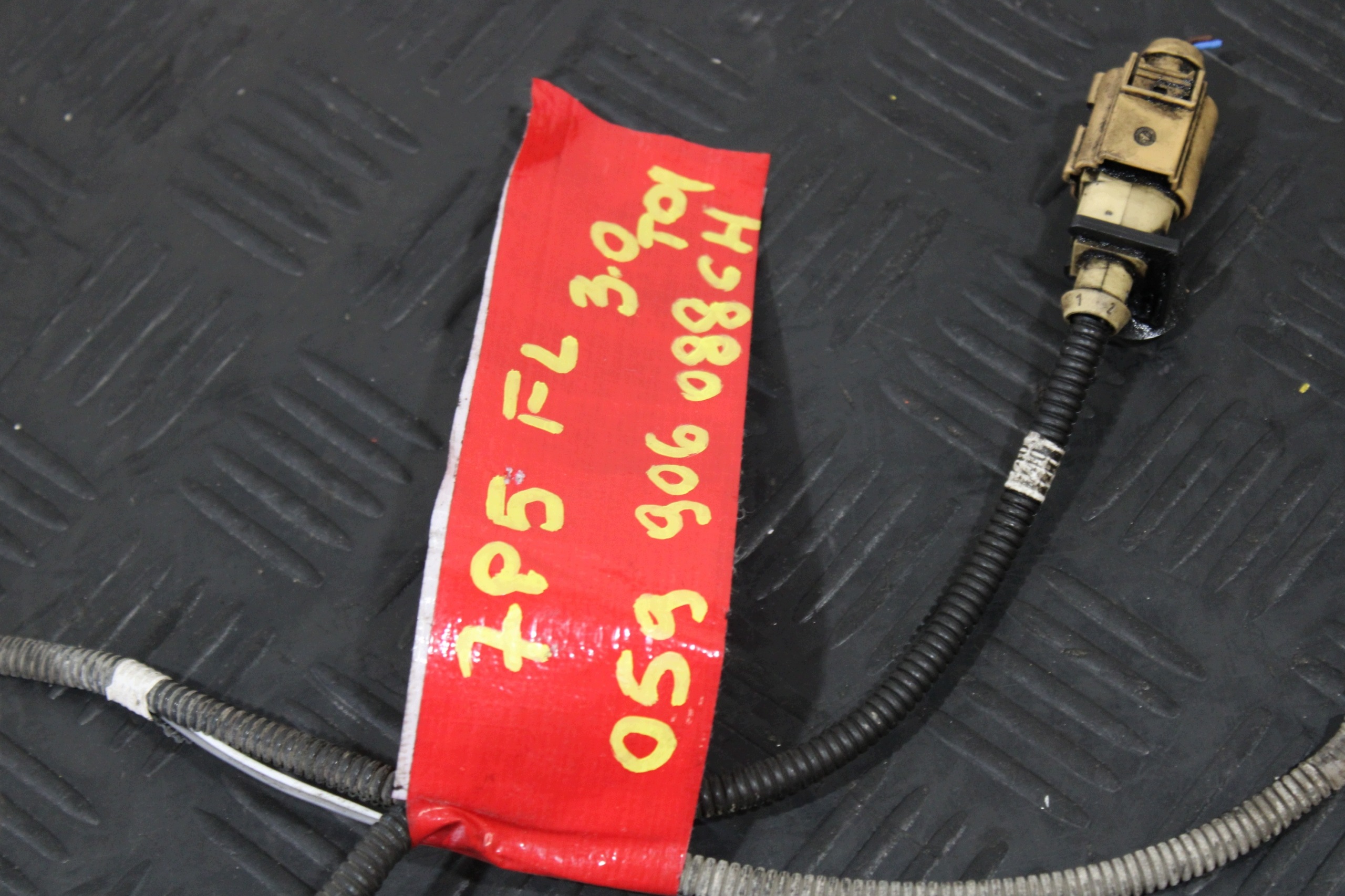 Capteur TEMPERATURY Gaz 059906088CH PORSCHE CAYENNE II 2 7P5 LIFT