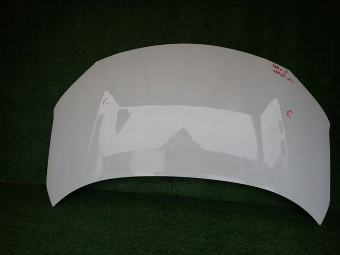 TOYOTA YARIS IV CROSS 20- Capot