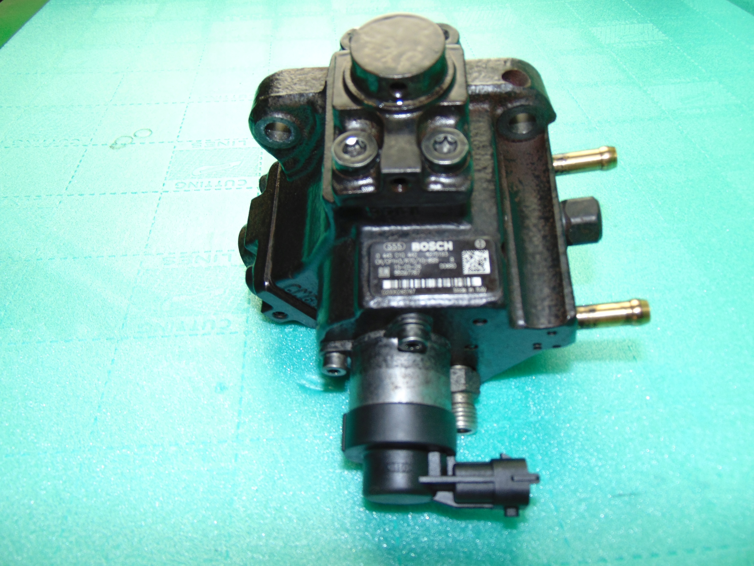 Einspritzpumpe 2,0CDTI Insignia Zafira 0445010442