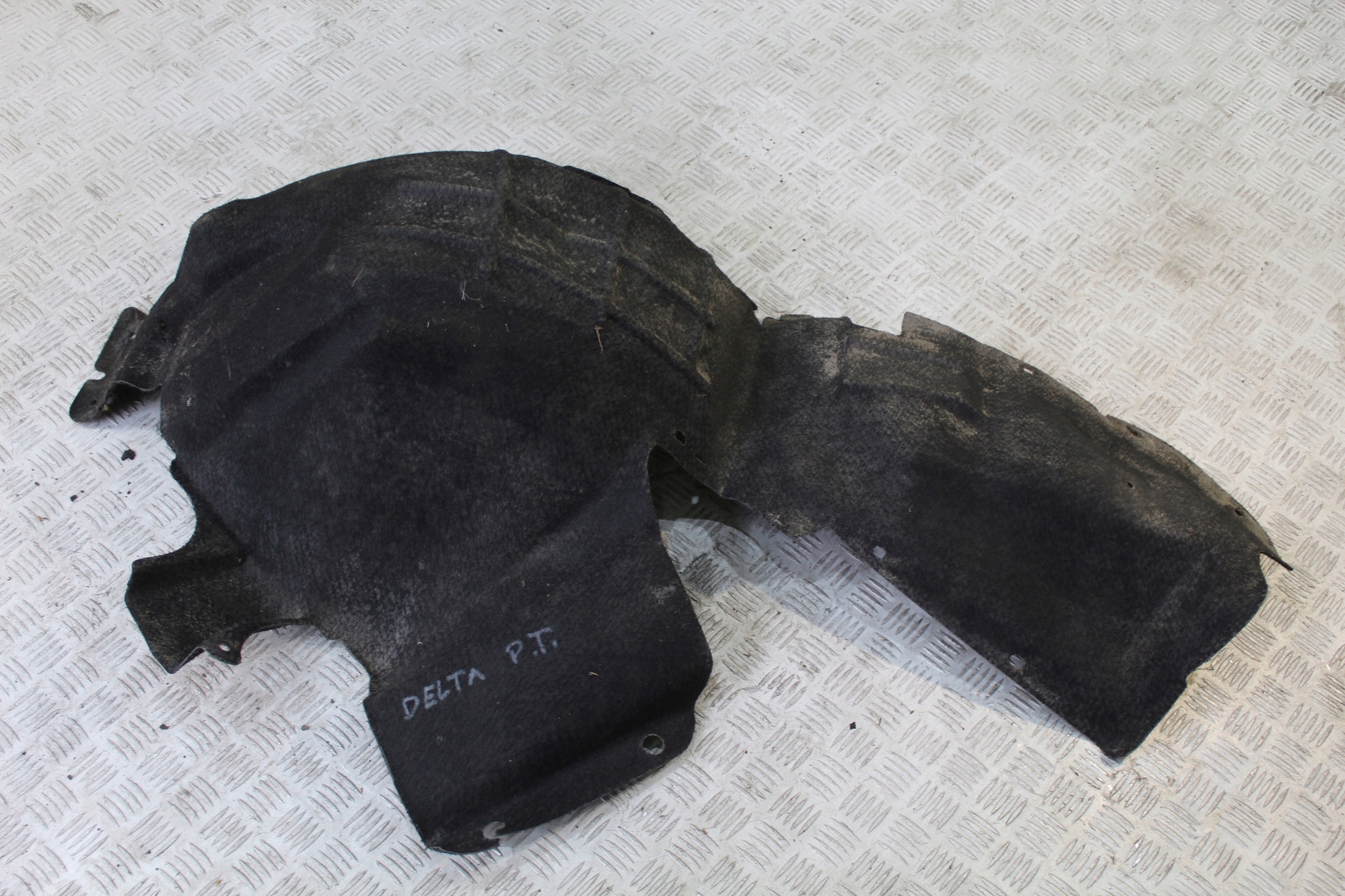 mudguard right rear part LANCIA DELTA III 3