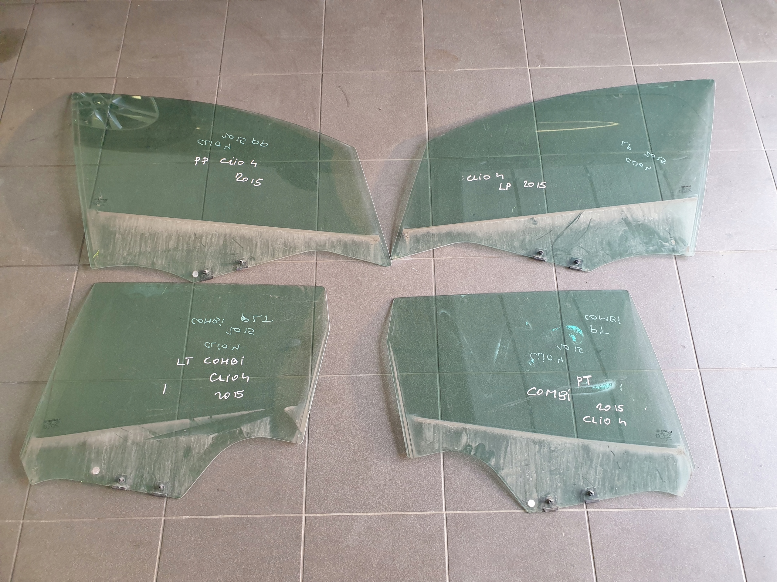 window DO door right rear RENAULT CLIO 4 IV 2013- KOMBI 2015 ROK