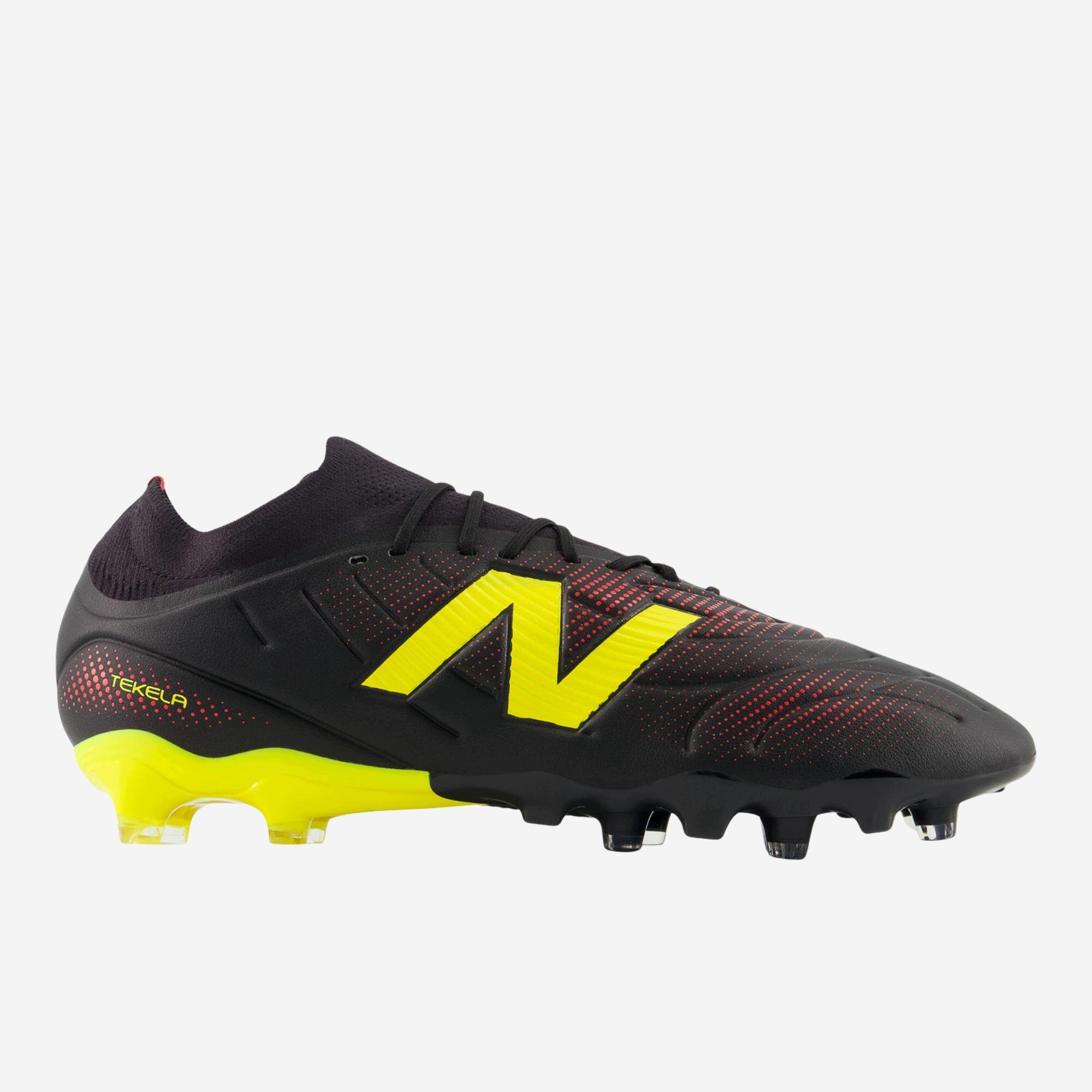 Buty piłkarskie New Balance Tekela Team