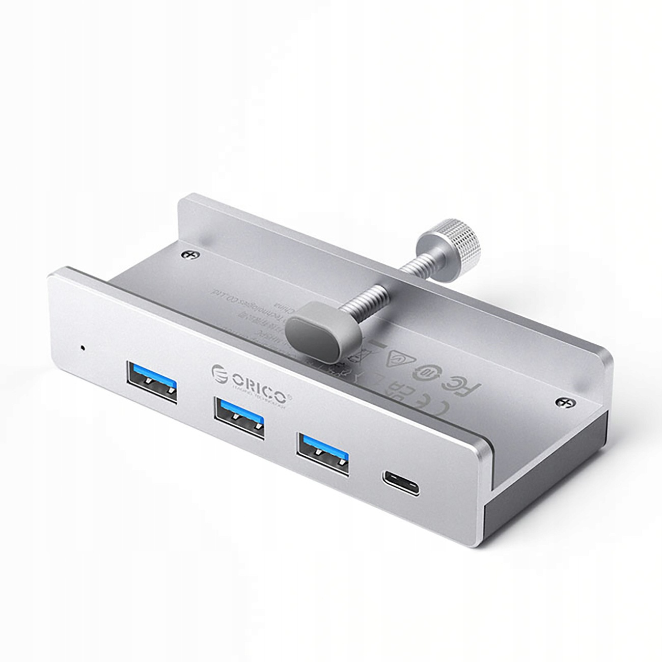 Hub MH4PC namontovaný na svorce Usb-c Usb-a Usb-c stříbrný