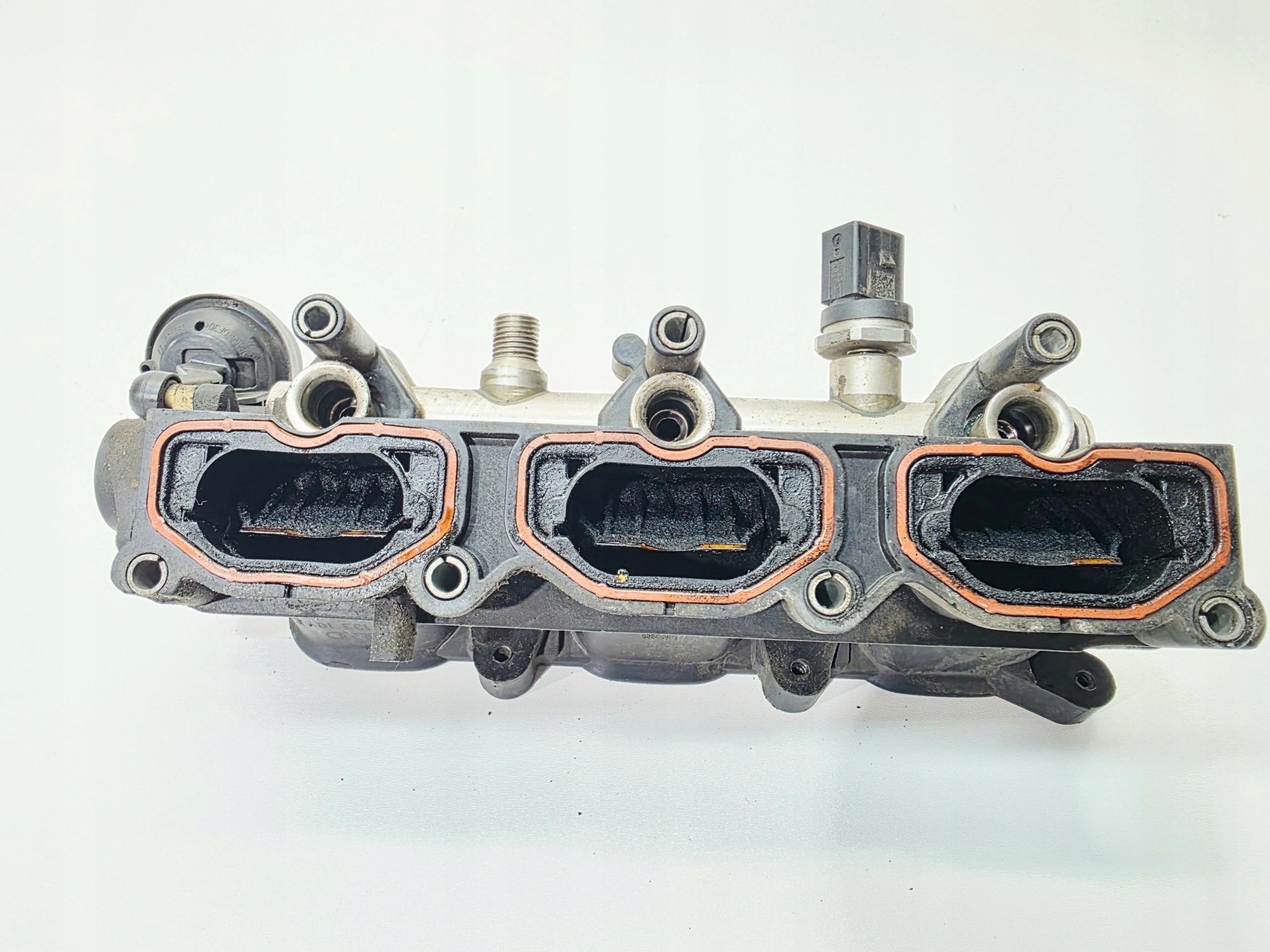 intake manifold left AUDI A4 B7 A6 C6 3.2 FSI 06E133109E