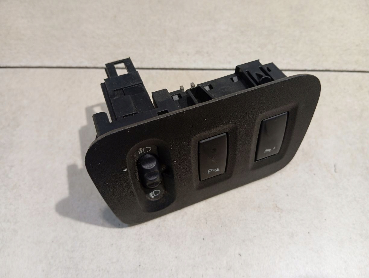 Schalter PANEL Leuchten OPEL MOVANO B LIFT 2.3CDTI 8200379685