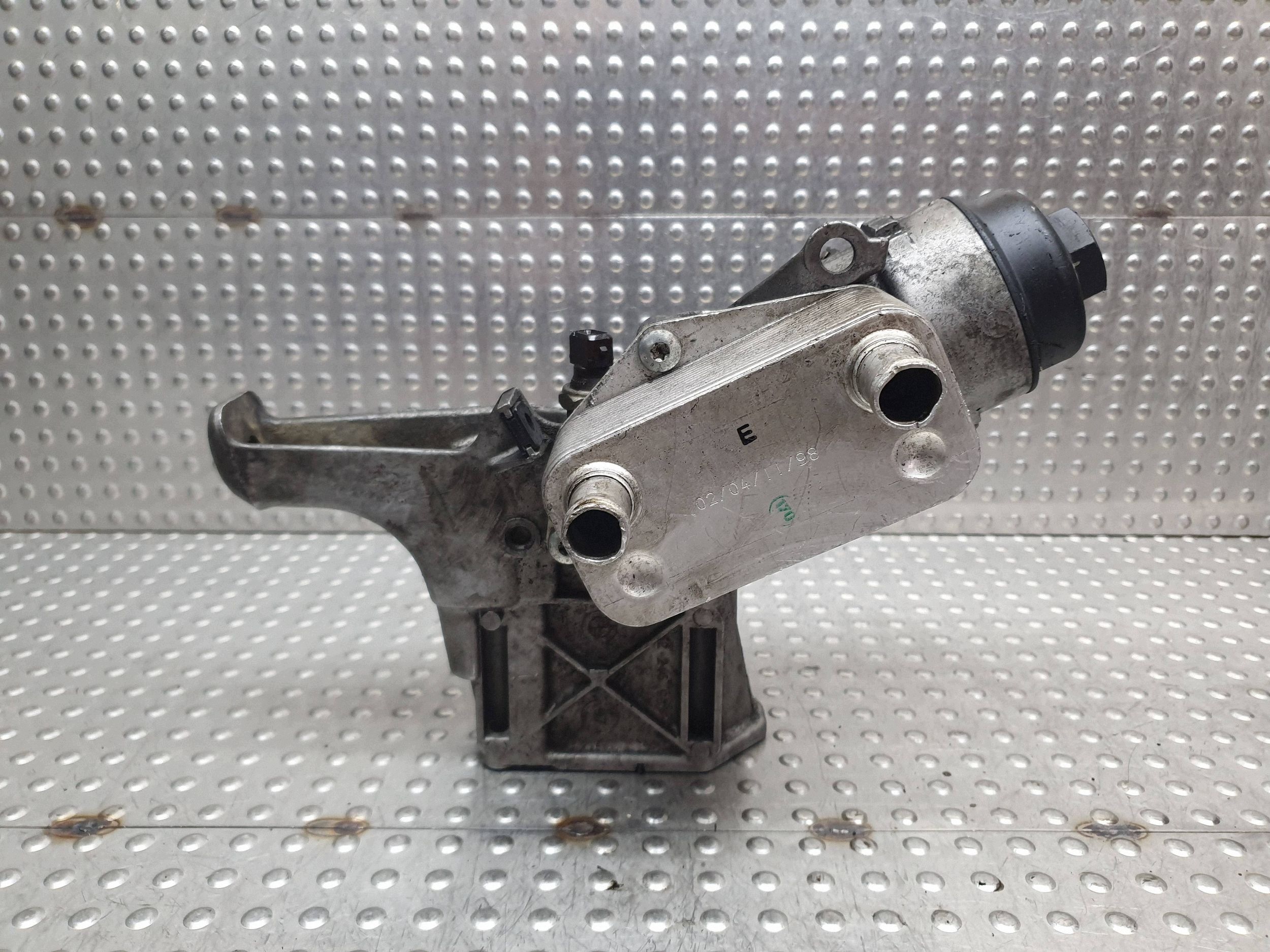 Ölfiltergehäuse 2246981 BMW 3 E46 2.0 D M47