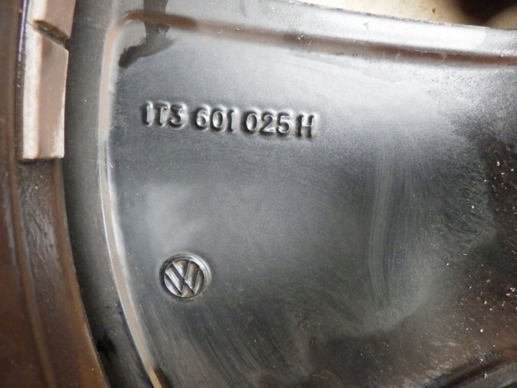 VW ID BUZZ IT3 8 J x 19 ET45 5x112 1T3601025H disk hliníkový