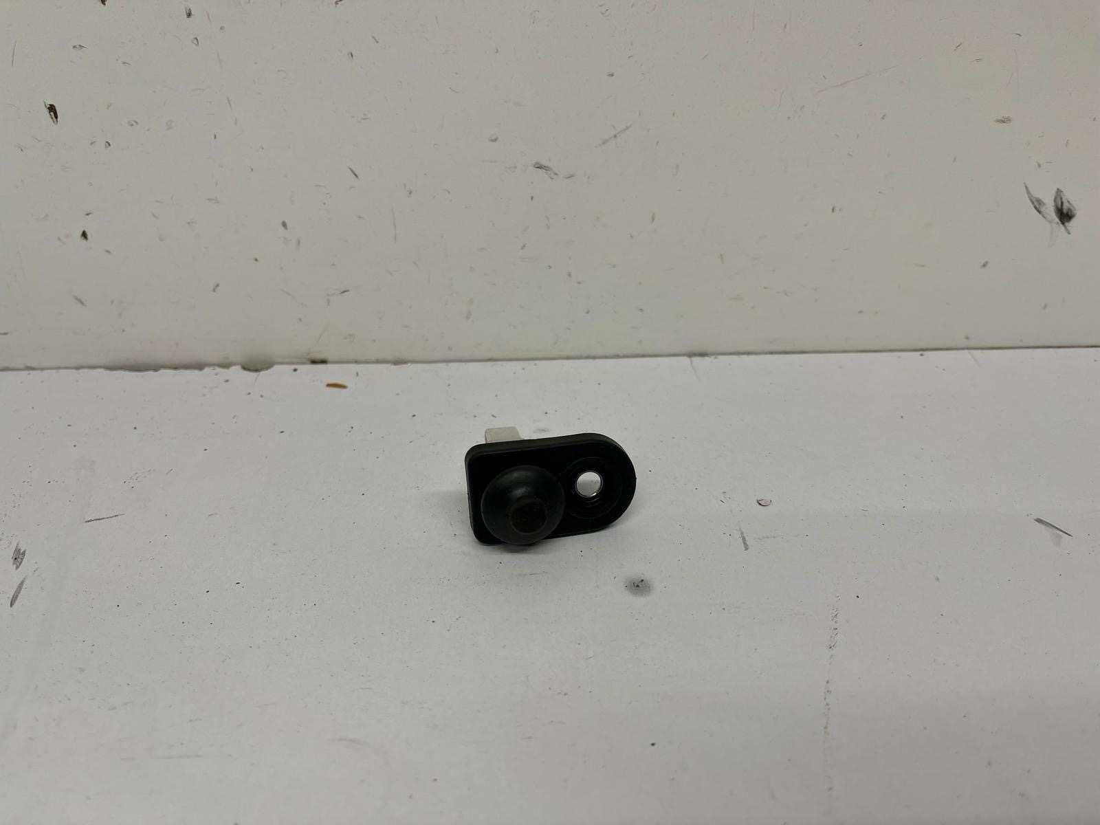 HYUNDAI I30 UND SENSOR KRANCOWY OTWARCIA TÜR 2007
