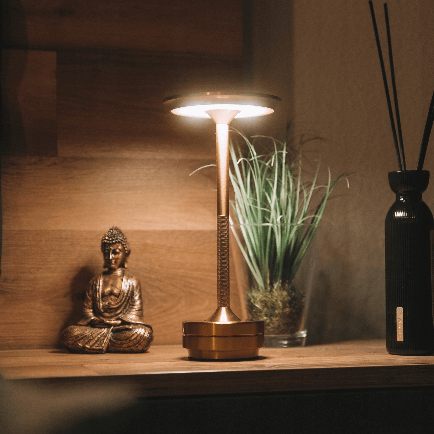 LAMPA STOŁOWA LED 3 TRYBY ŚWIATŁA DOTYKOWA LAMPKA BIURKOWA DO SYPIALNI Marka bez marki