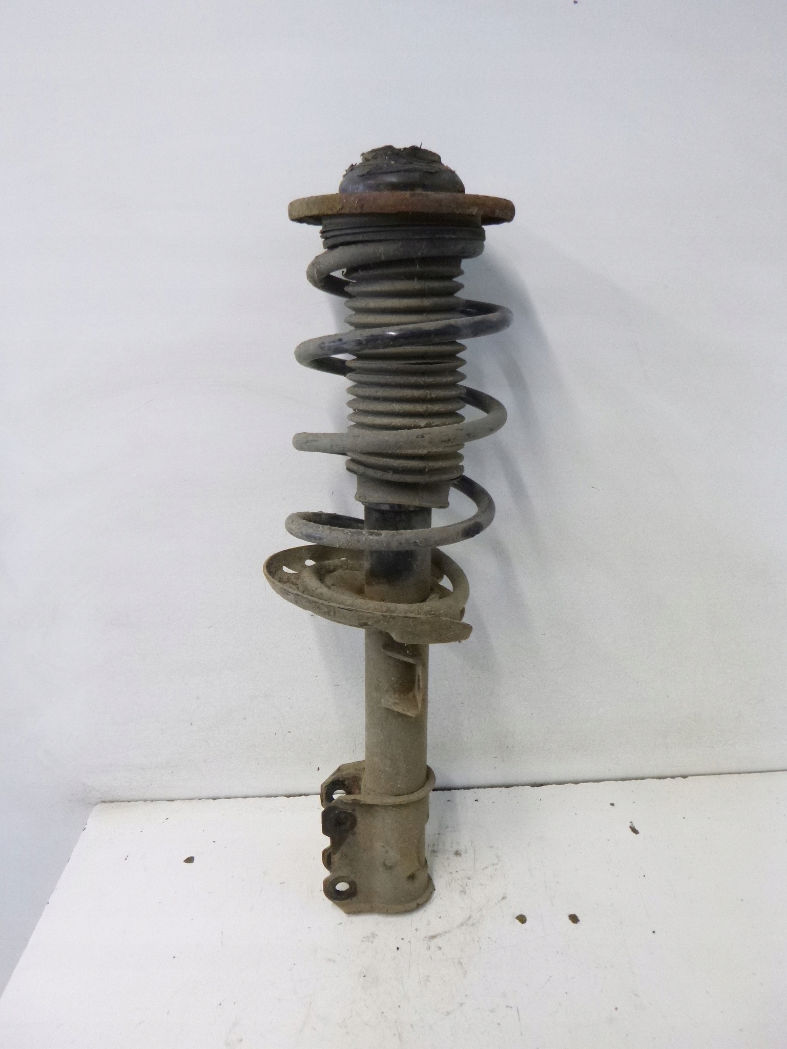 shock absorber front Opel Vectra C 2.2 2005