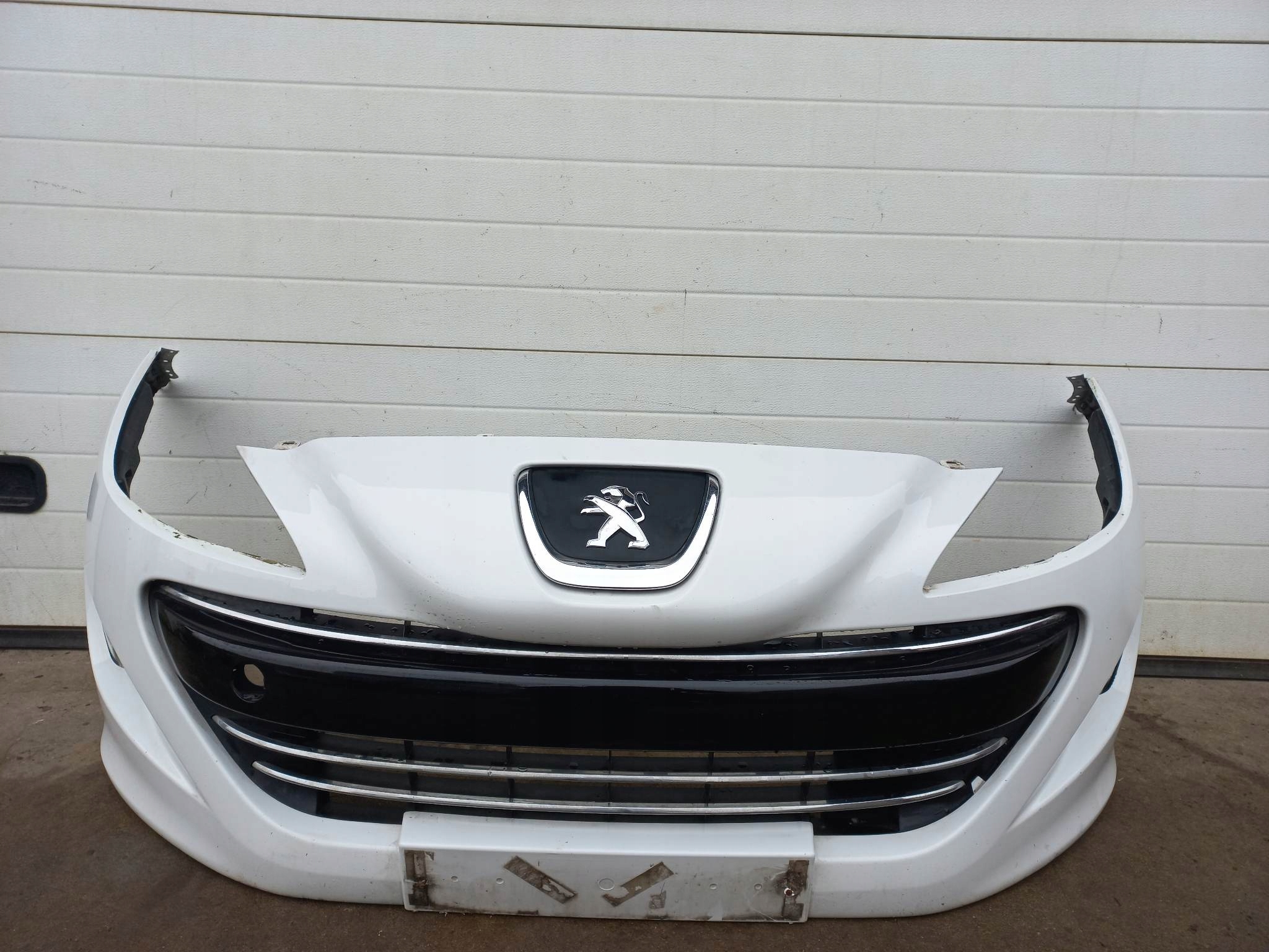 ZDERZAK PRZEDNI PEUGEOT RCZ KWFA