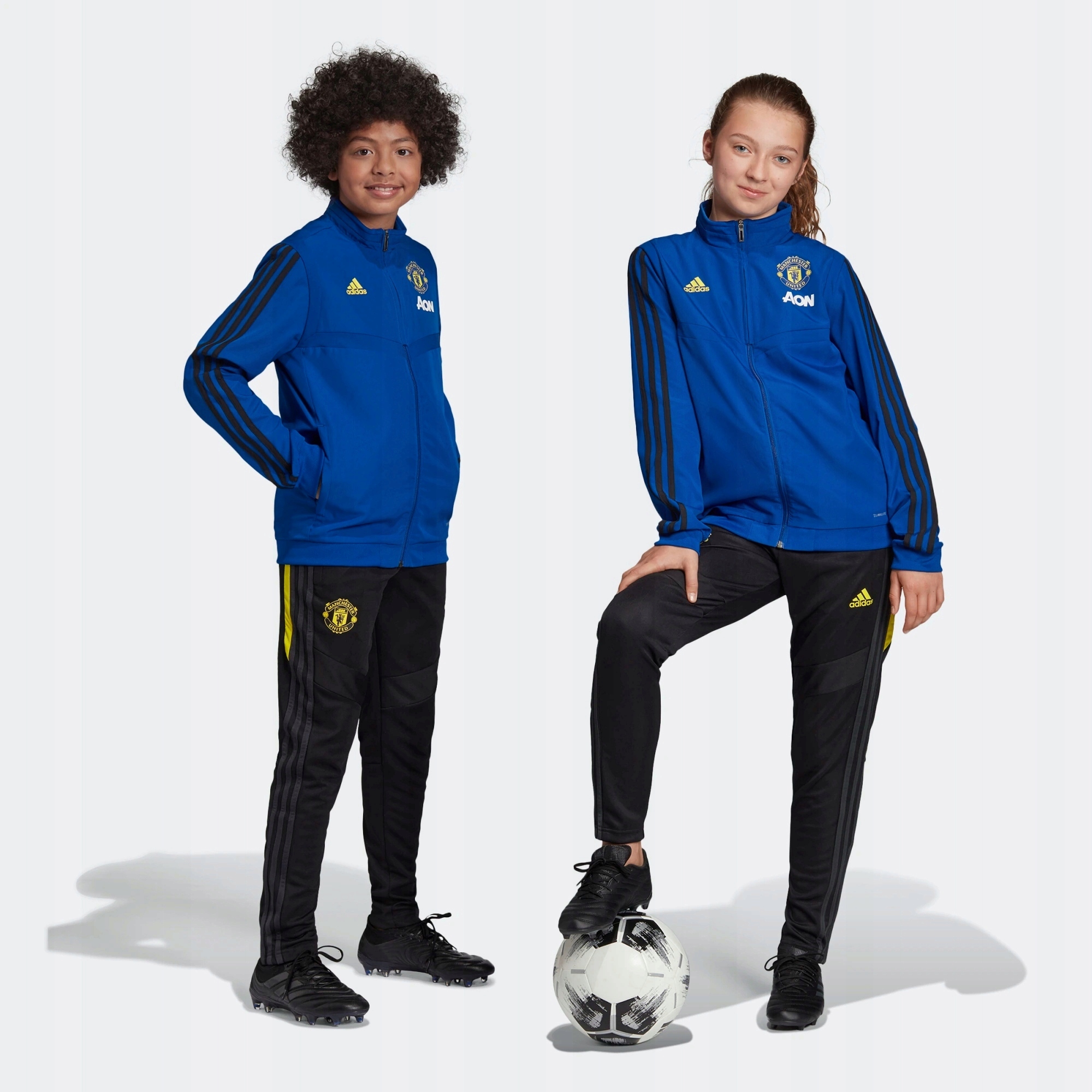 BLUZA ADIDAS MANCHESTER UNITED PRESENTATION DX9041 Rozmiar 176