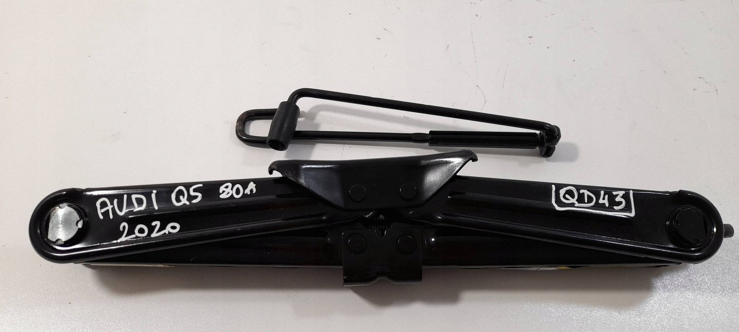 Audi Q5 SQ5 FY Leva del cambio 80A011031A (QD43)